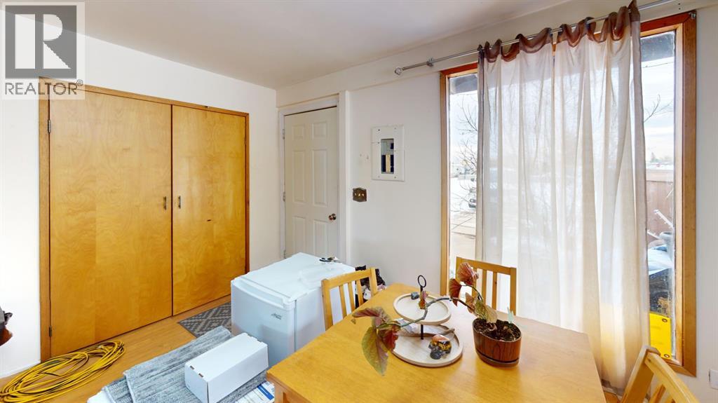 305 2 Avenue - 22