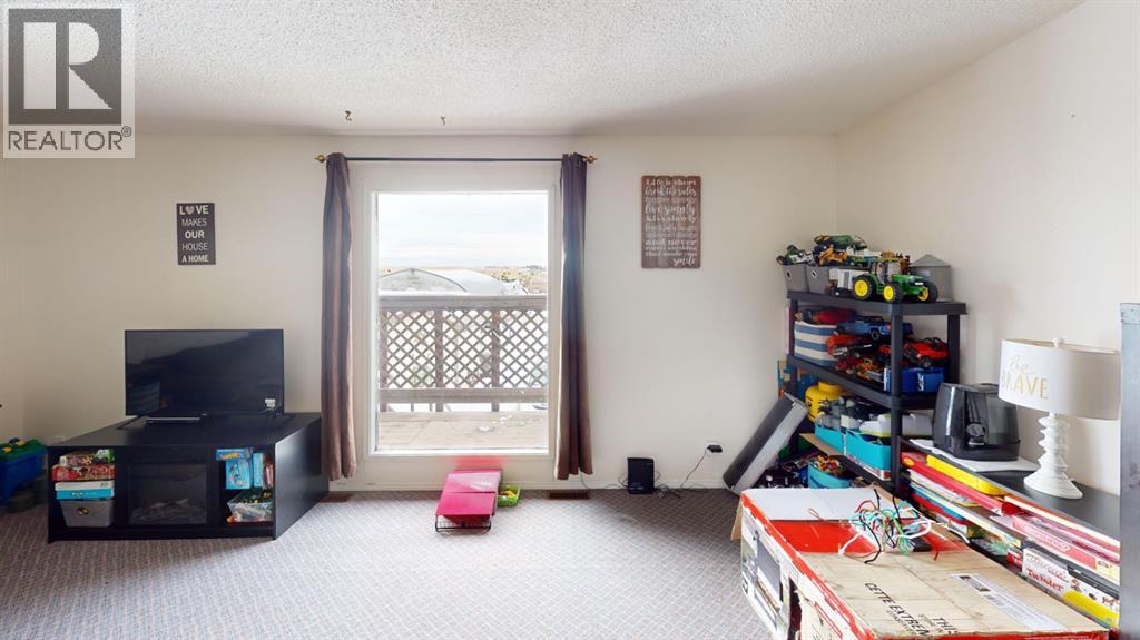 305 2 Avenue - 30