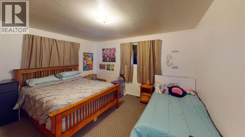 305 2 Avenue - 34