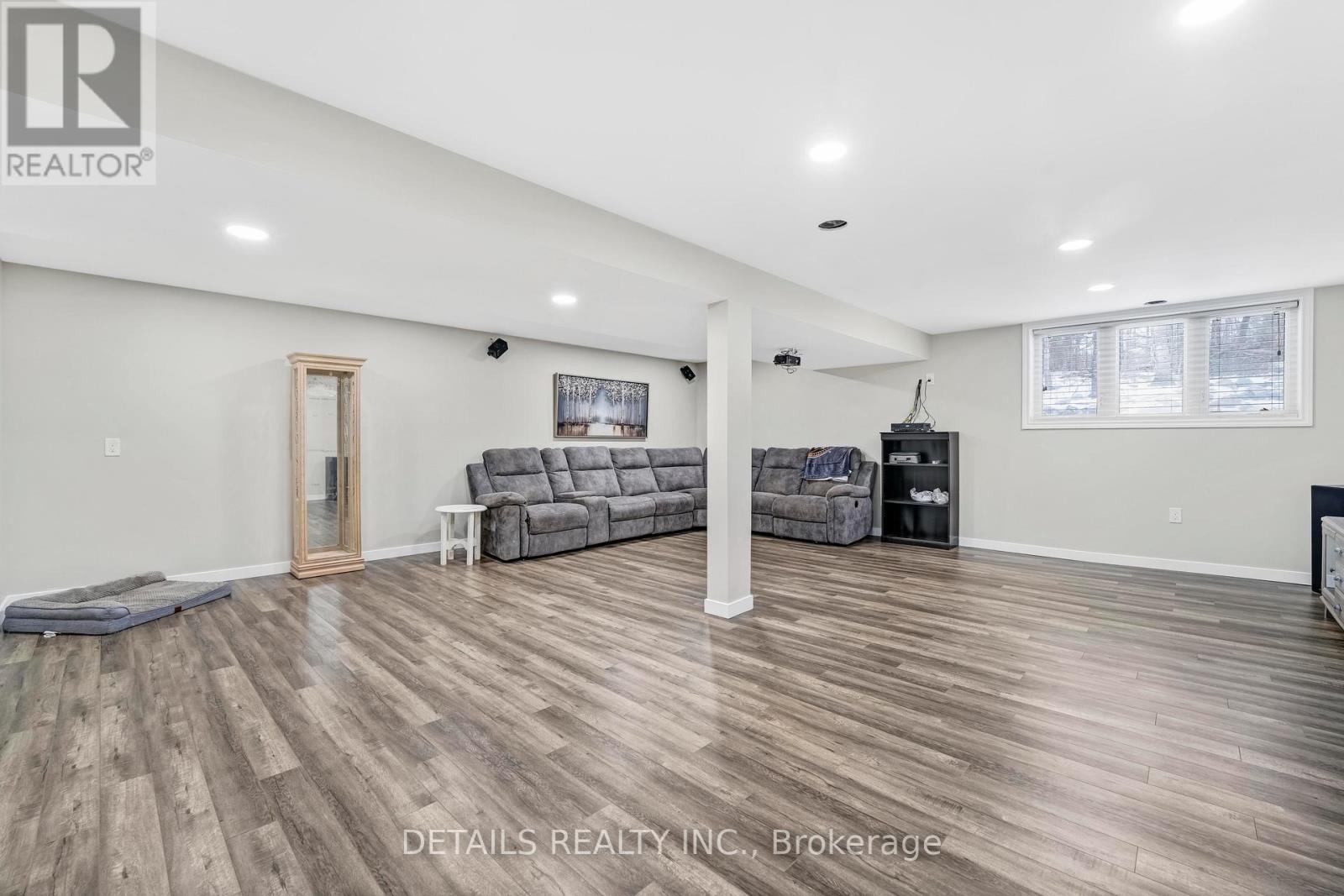 387 CAMPBELL SIDE ROAD - 26