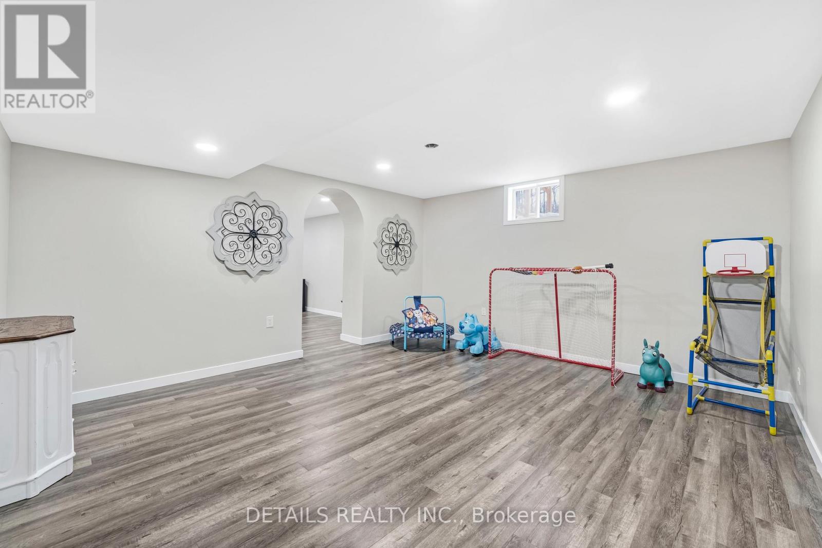 387 CAMPBELL SIDE ROAD - 30