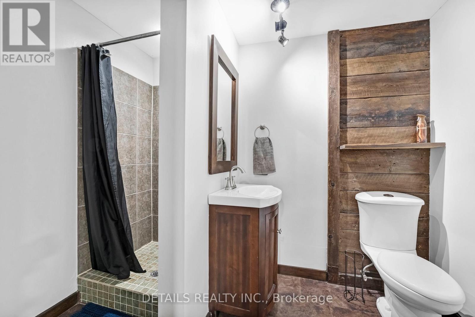 387 CAMPBELL SIDE ROAD - 32
