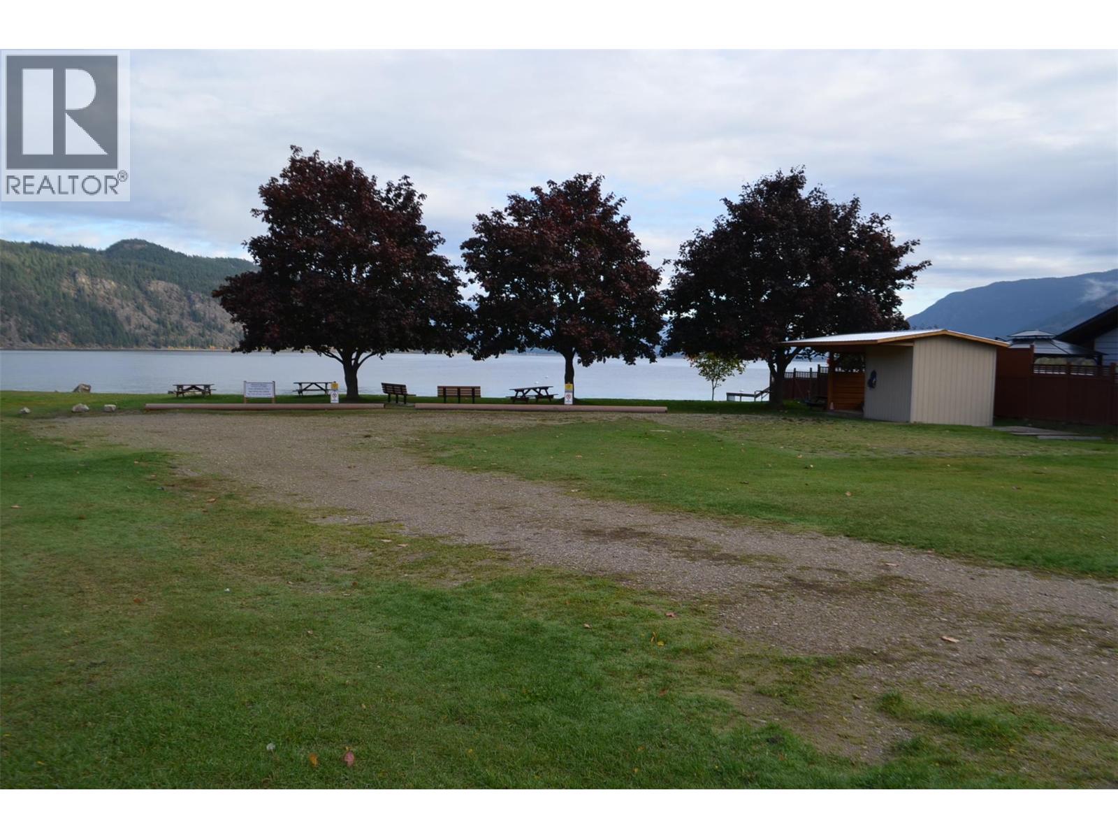 229 Lakeshore Drive, Chase