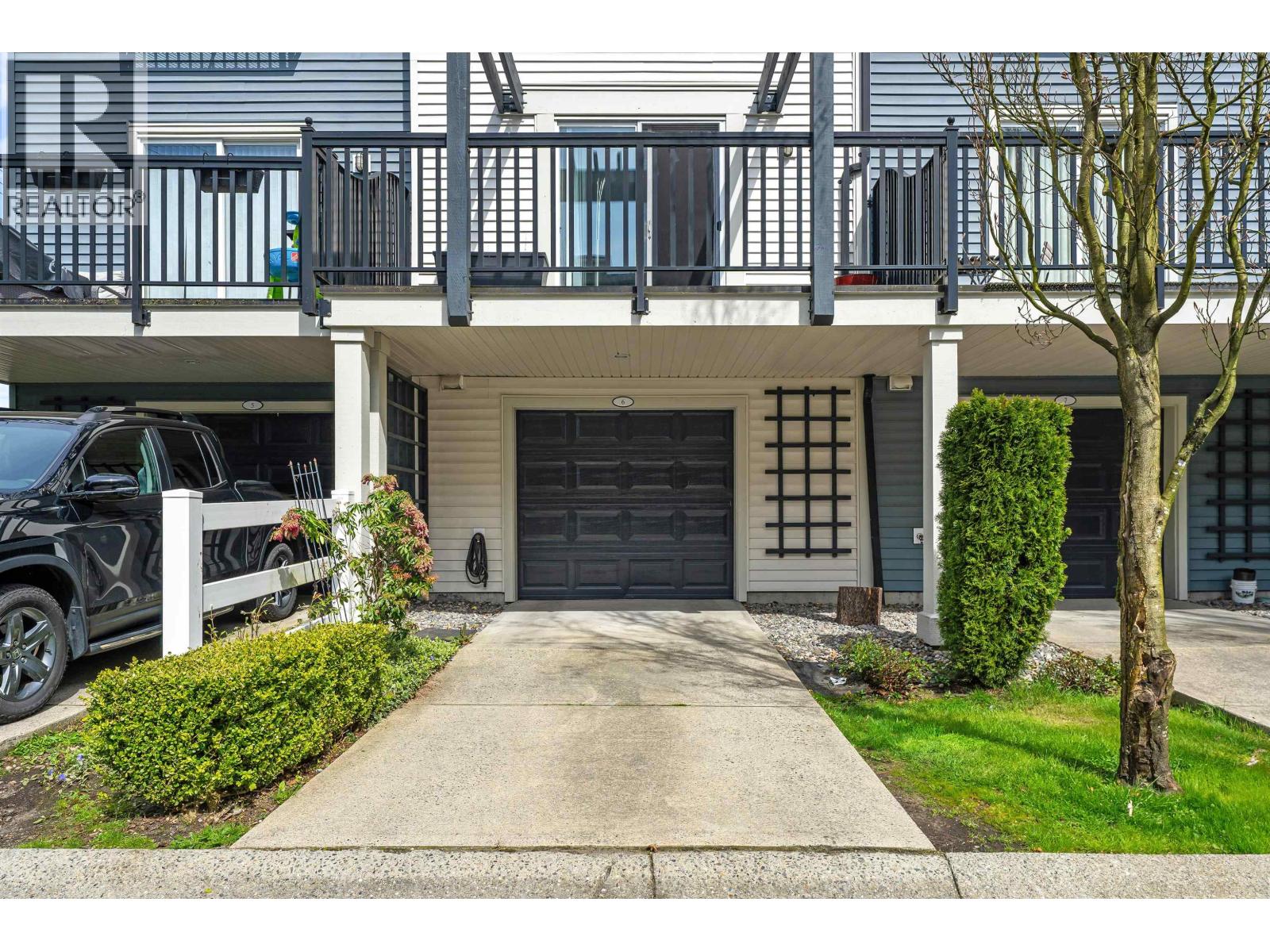 6 2495 DAVIES AVENUE, Port Coquitlam