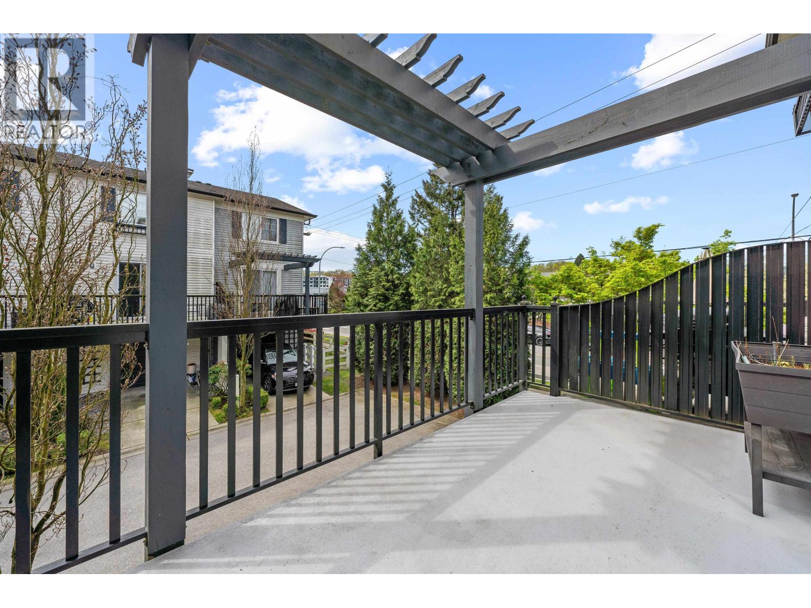 6 2495 DAVIES AVENUE, Port Coquitlam