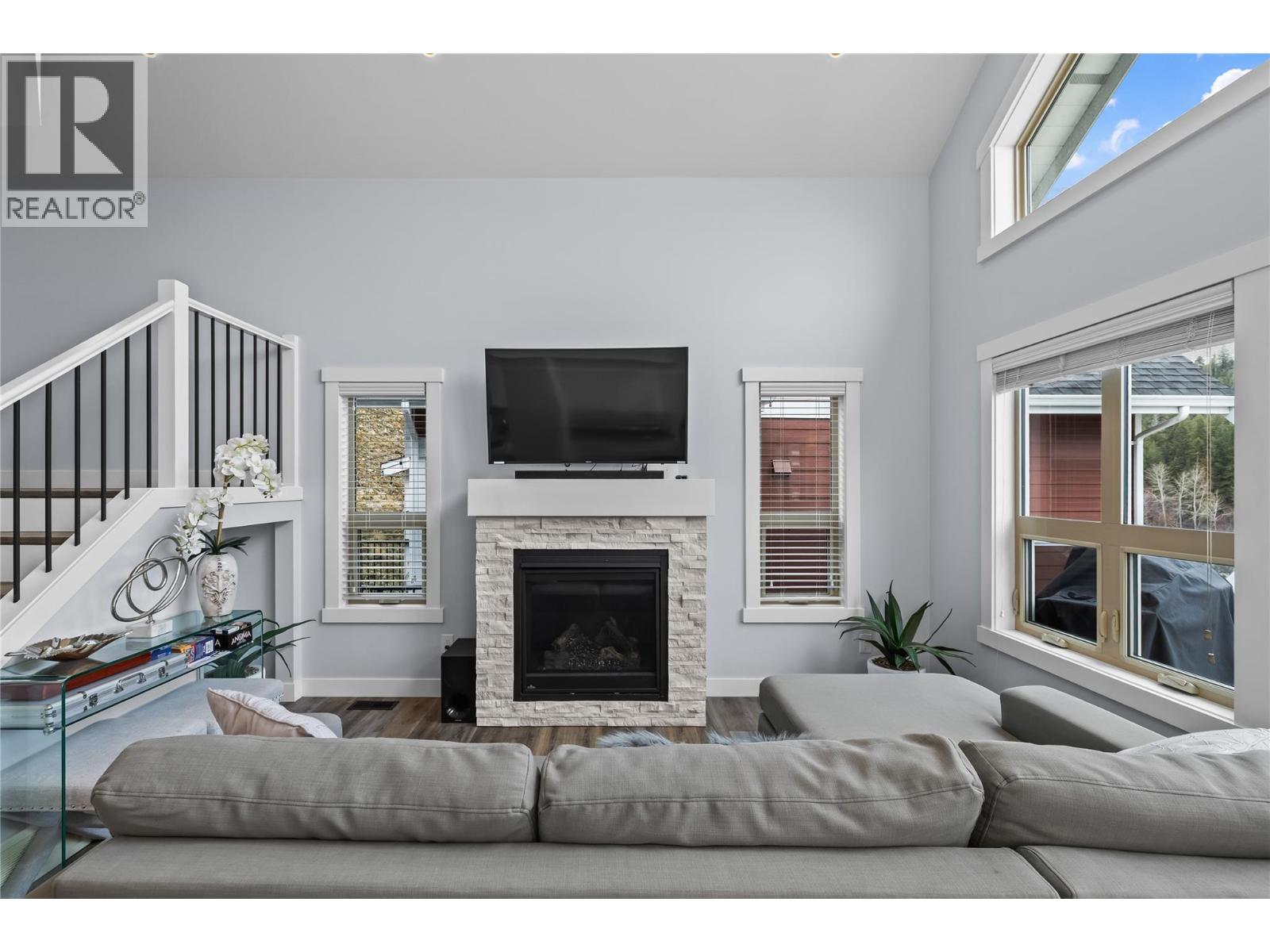 40 7013 Barcelona Drive, Kelowna