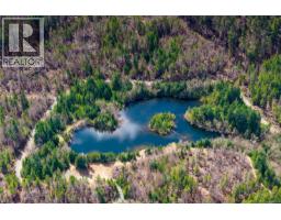 1915 Wallace Wood Way, Qualicum Beach, BC V9K2S3 Photo 13