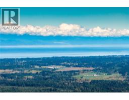 1915 Wallace Wood Way, Qualicum Beach, BC V9K2S3 Photo 17
