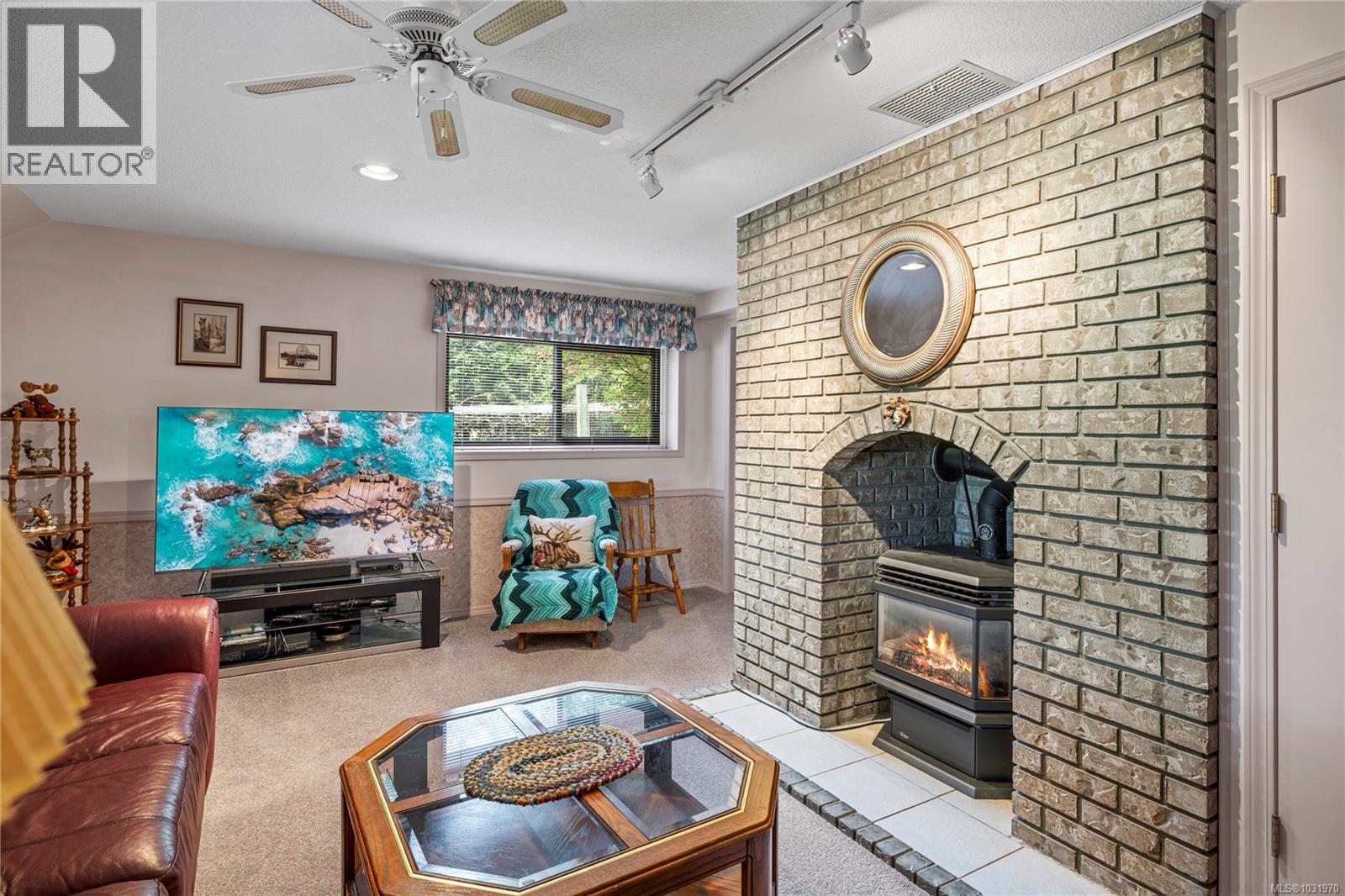 1680 Gerald St - Image 2