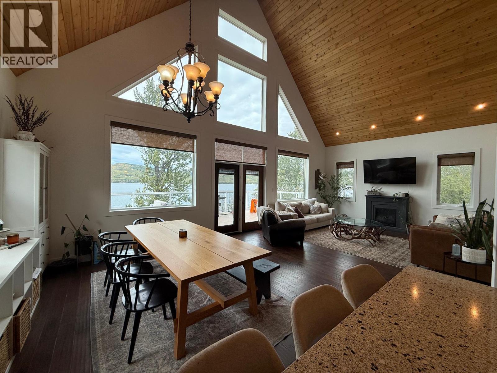 6986 South Moberly Lake Road - 4