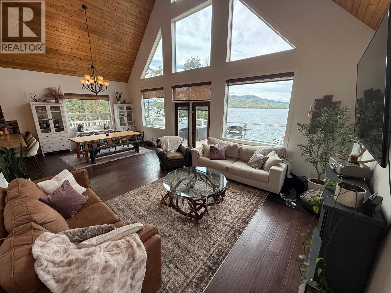 6986 South Moberly Lake Road - 8