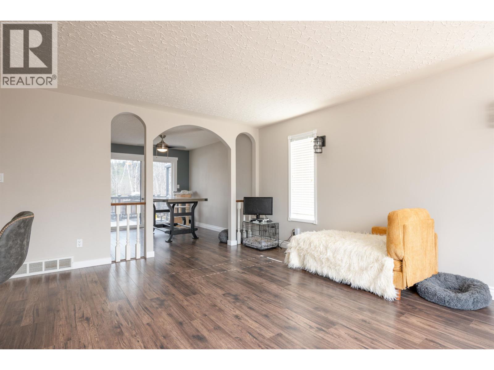 2436 MOSS AVENUE - 15