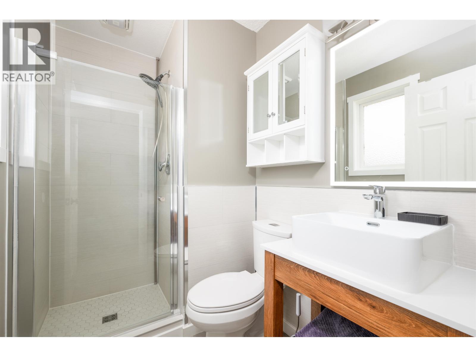 2436 MOSS AVENUE - 19