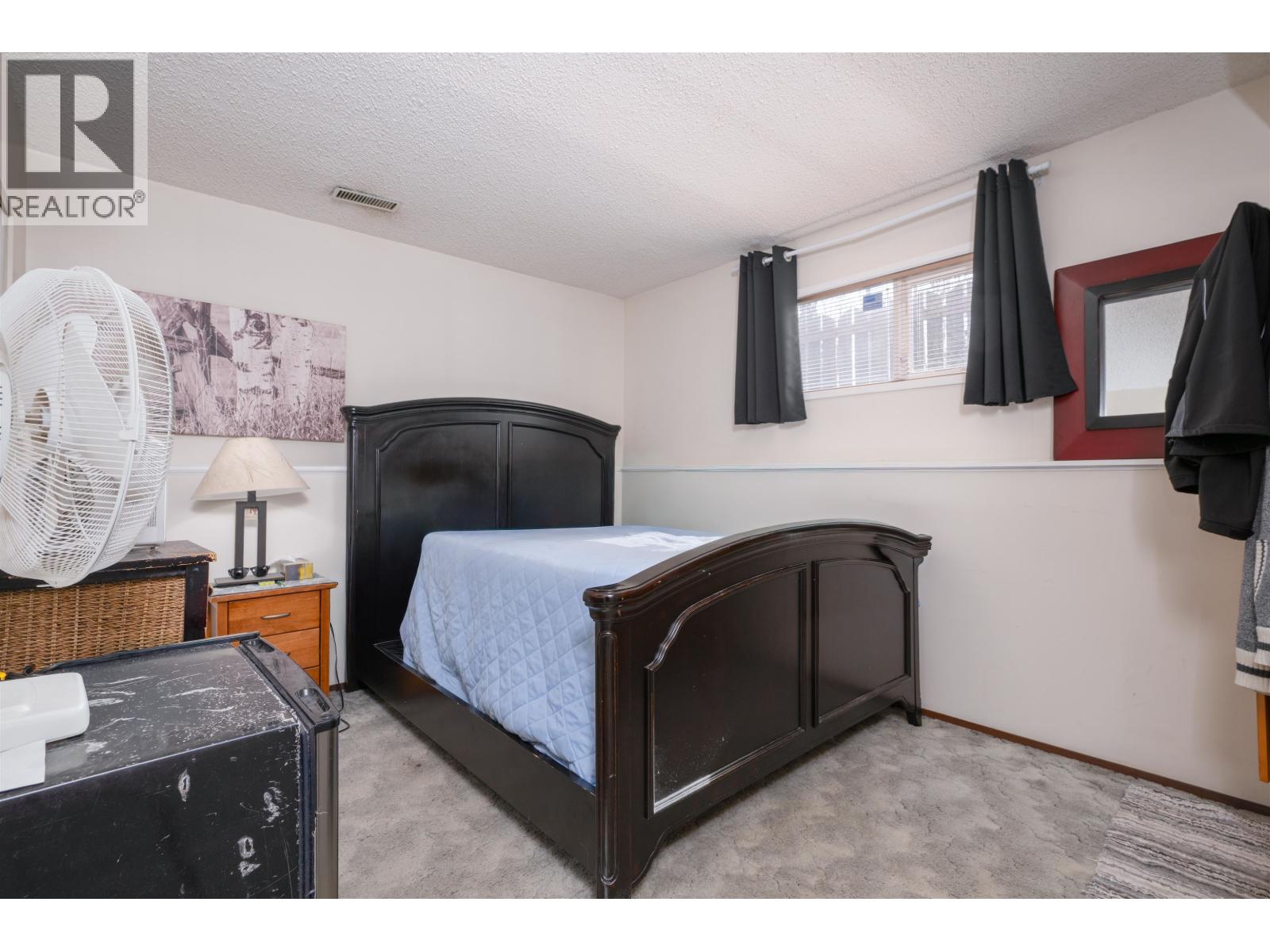 2436 MOSS AVENUE - 23