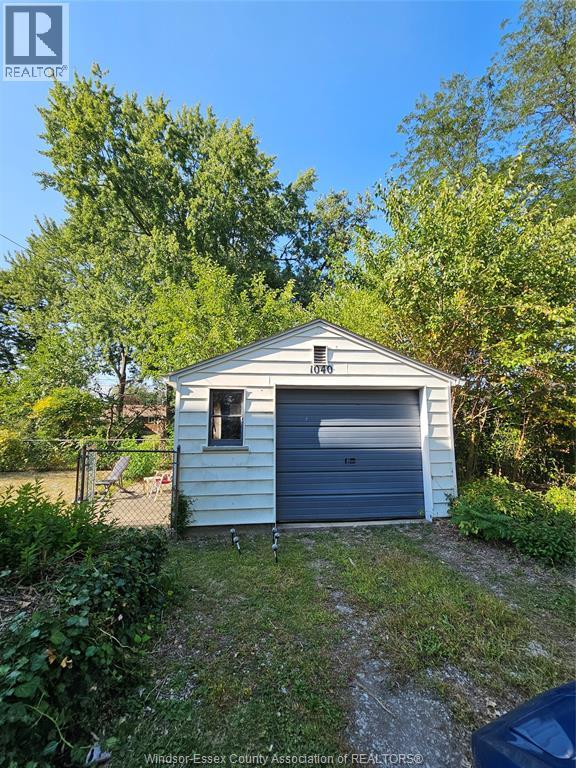 1040 KENNEDY DRIVE West - photo 2