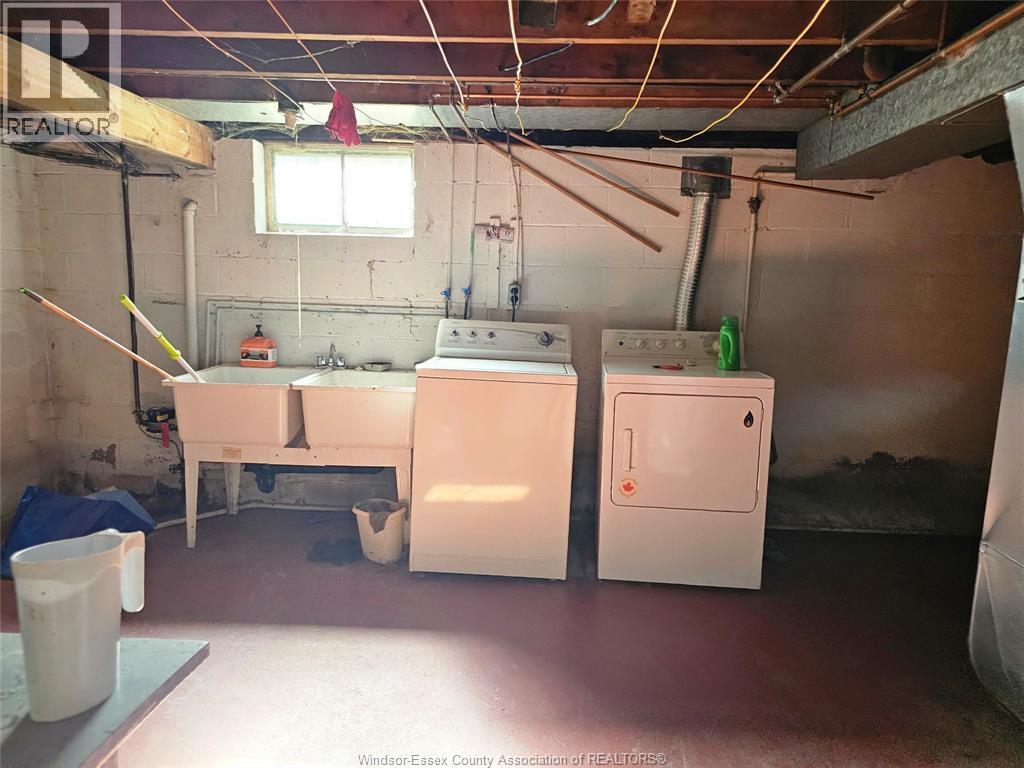 1040 KENNEDY DRIVE West — photo 25