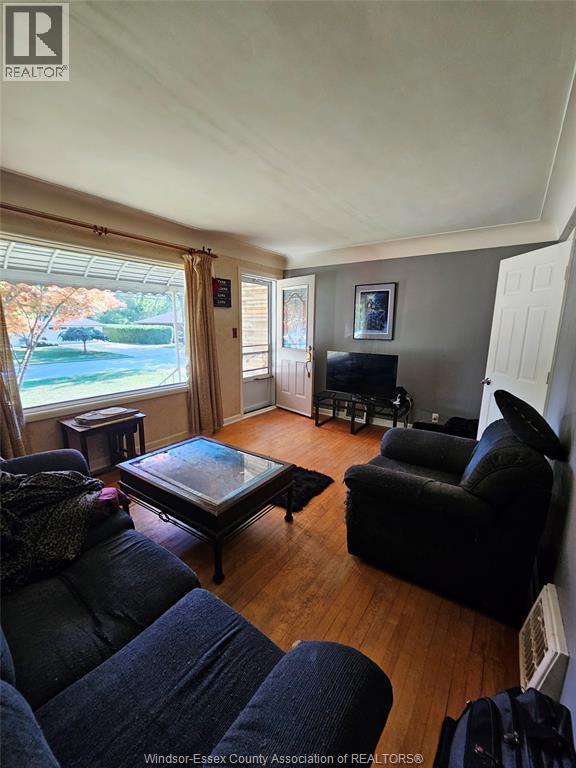 1040 KENNEDY DRIVE West — photo 7