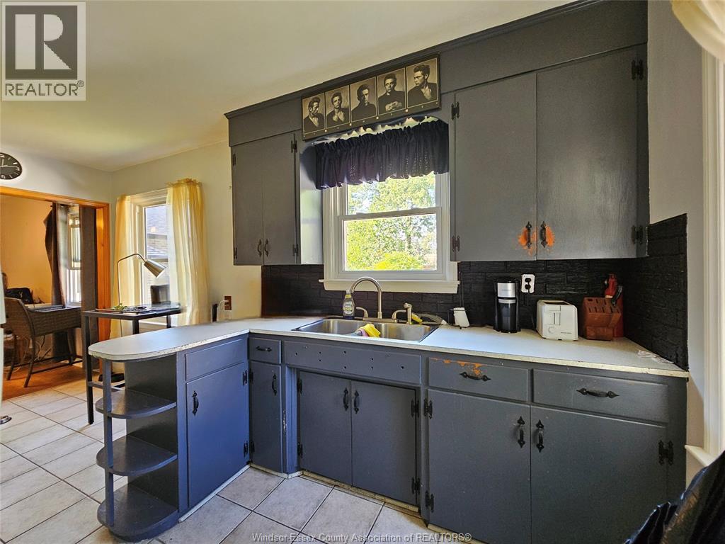 1040 KENNEDY DRIVE WEST - 9