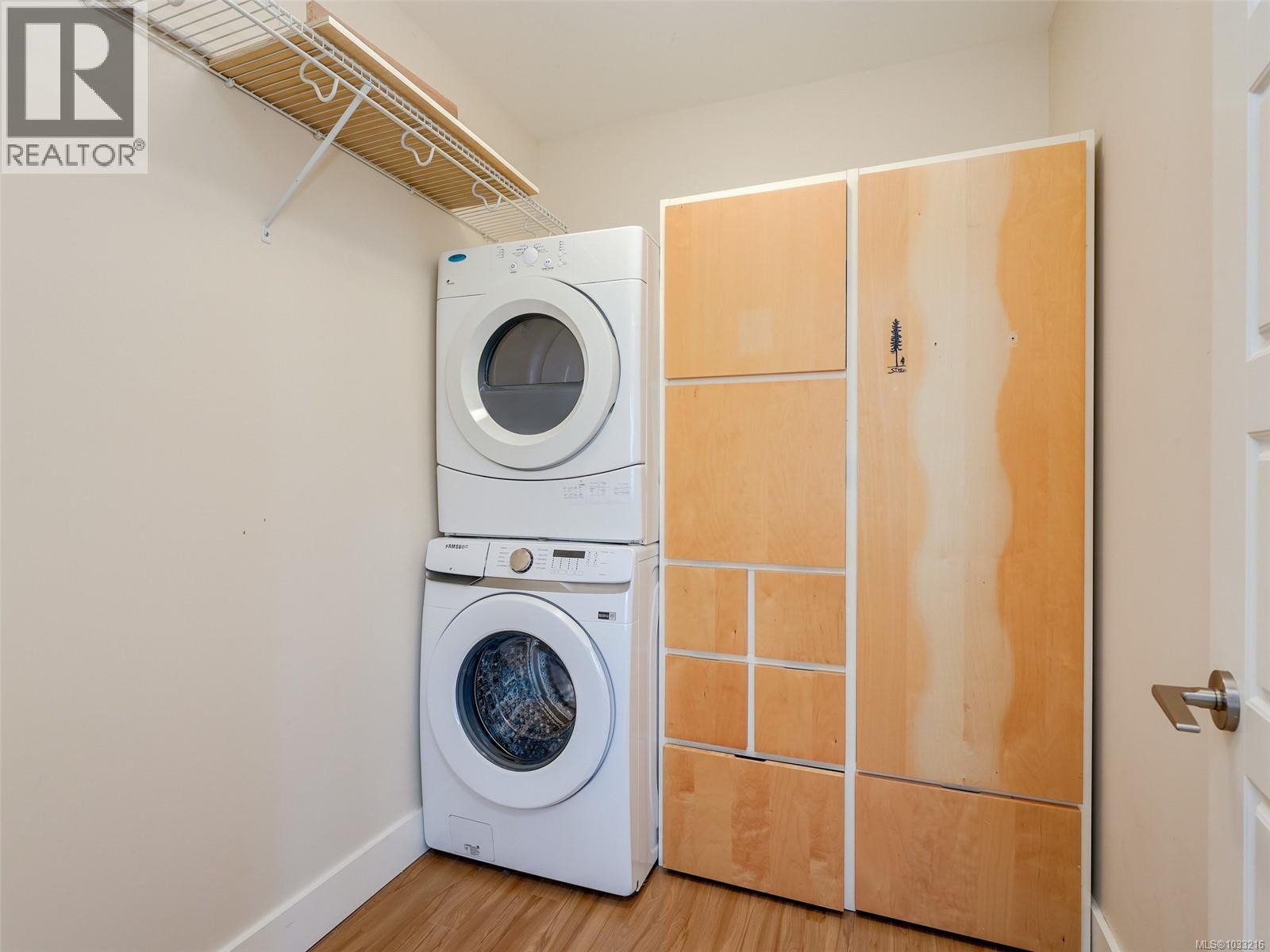 #403 7161 West Saanich Rd - 12