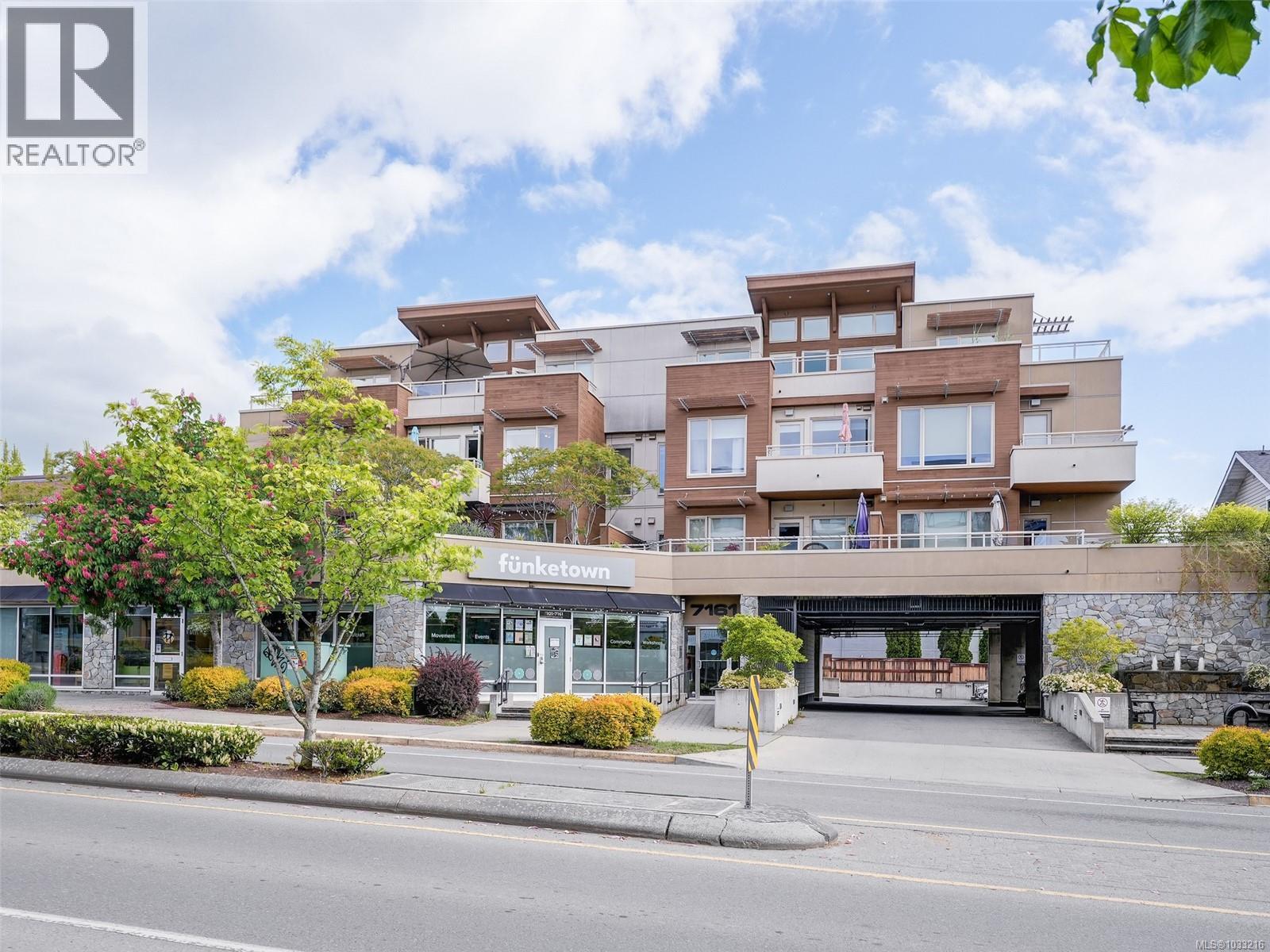 #403 7161 West Saanich Rd - 23