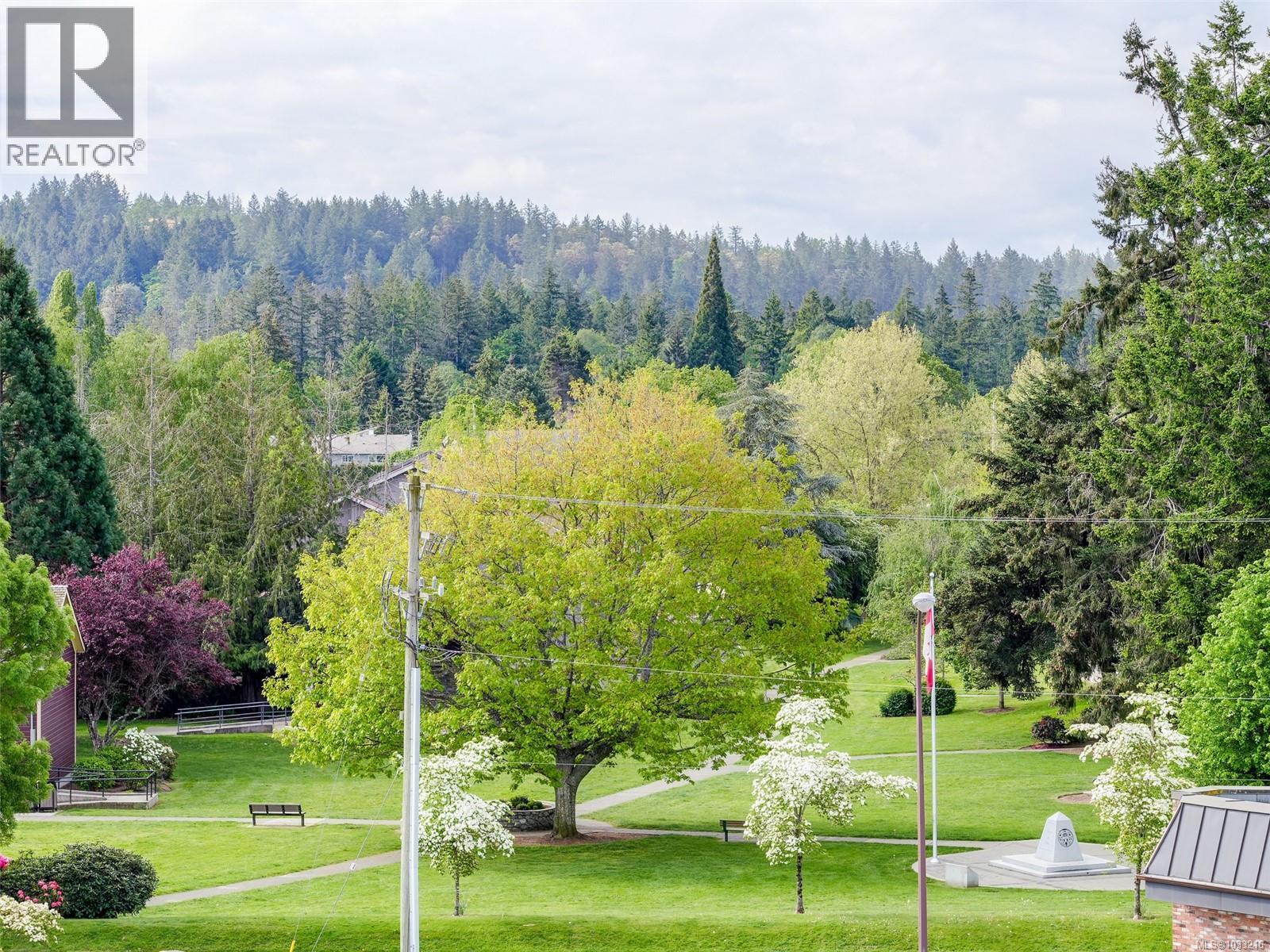 #403 7161 West Saanich Rd - 25