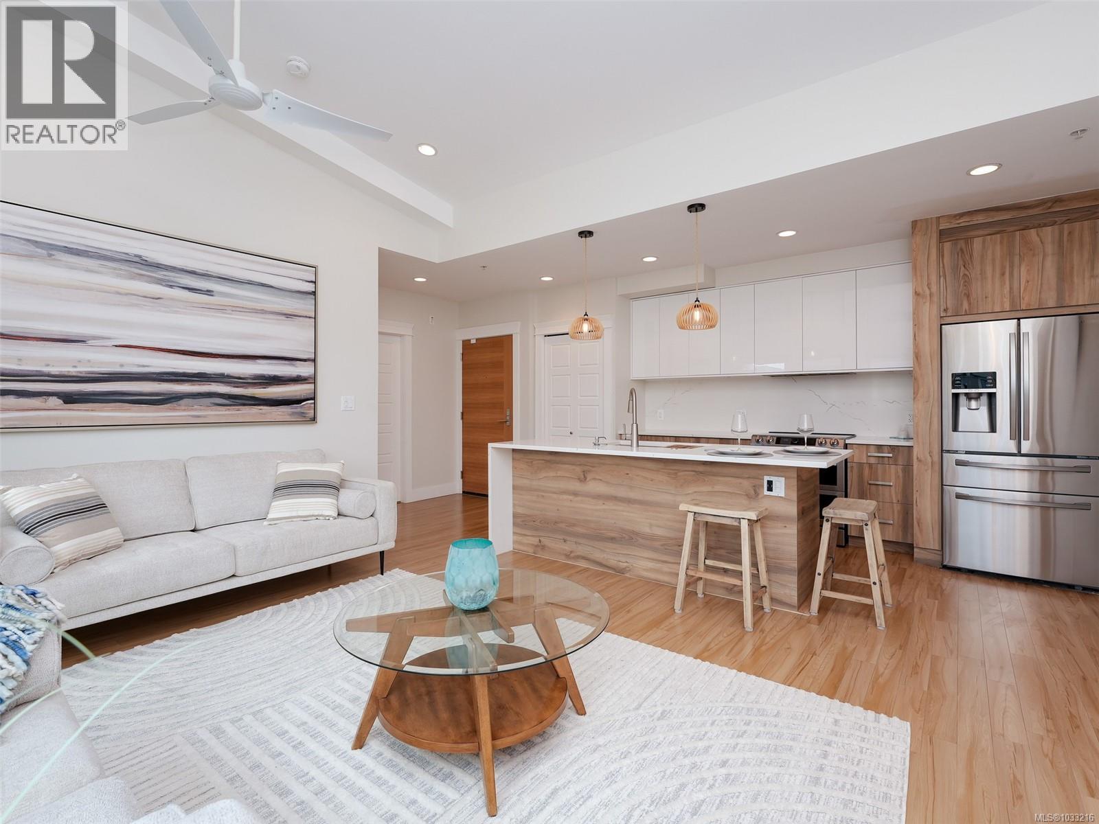 #403 7161 West Saanich Rd - Image 3