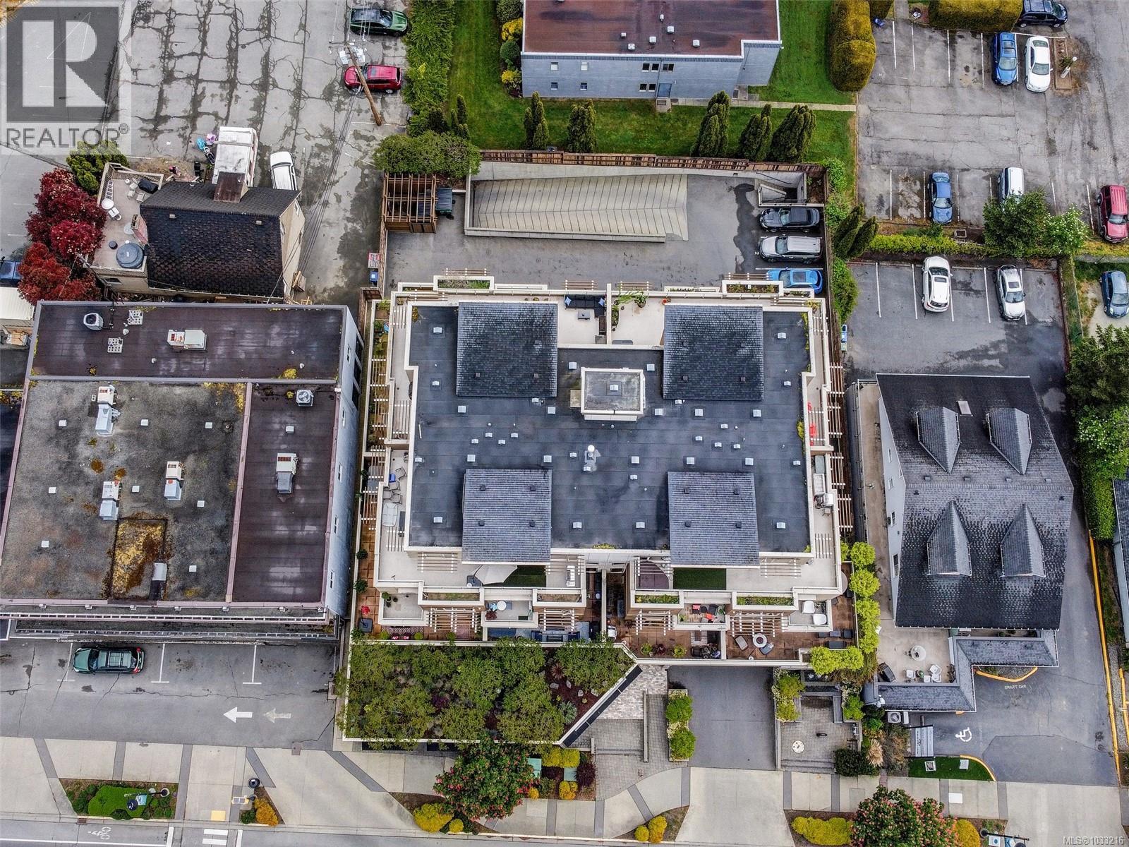 #403 7161 West Saanich Rd - 30