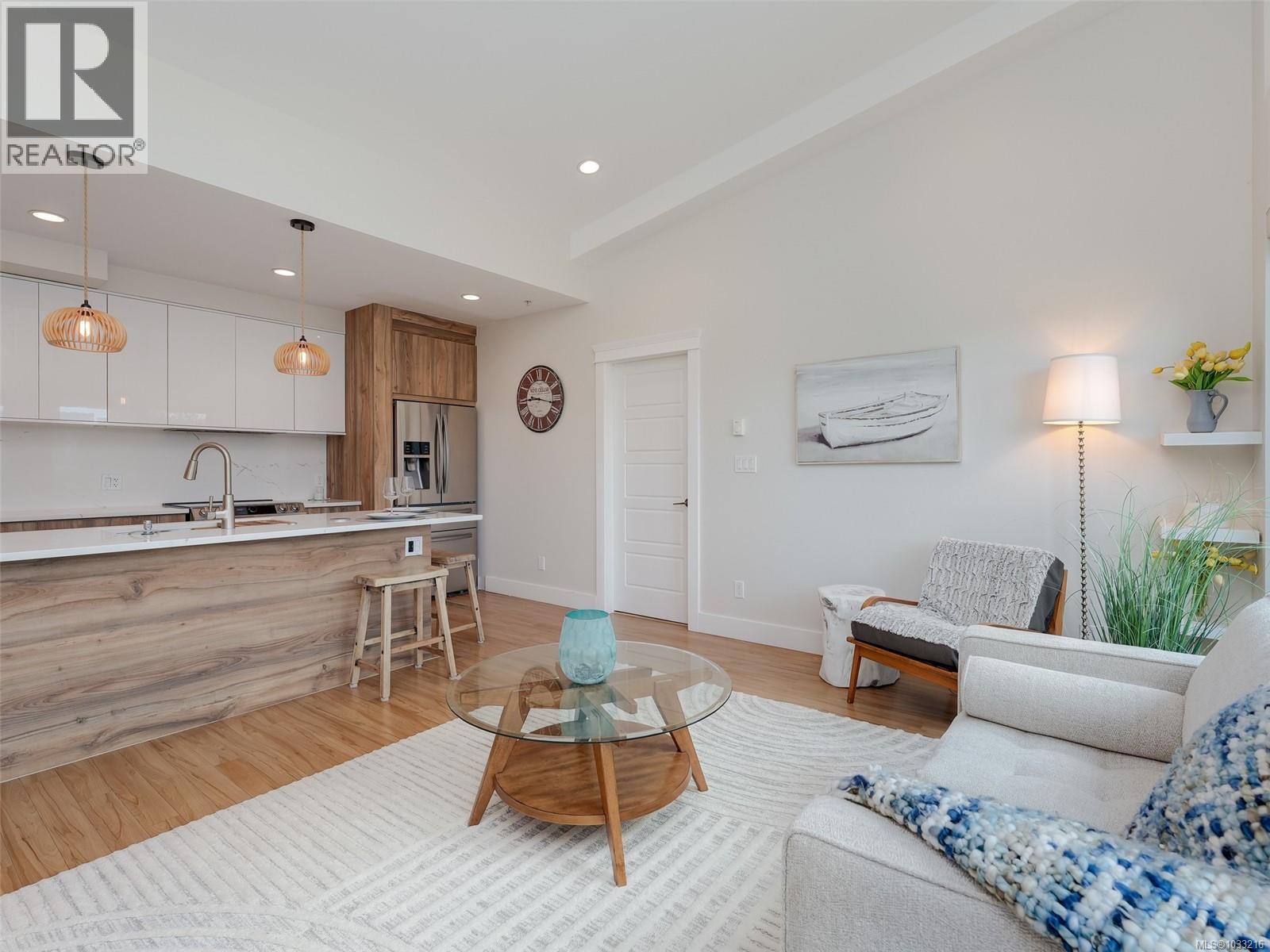 #403 7161 West Saanich Rd - 4