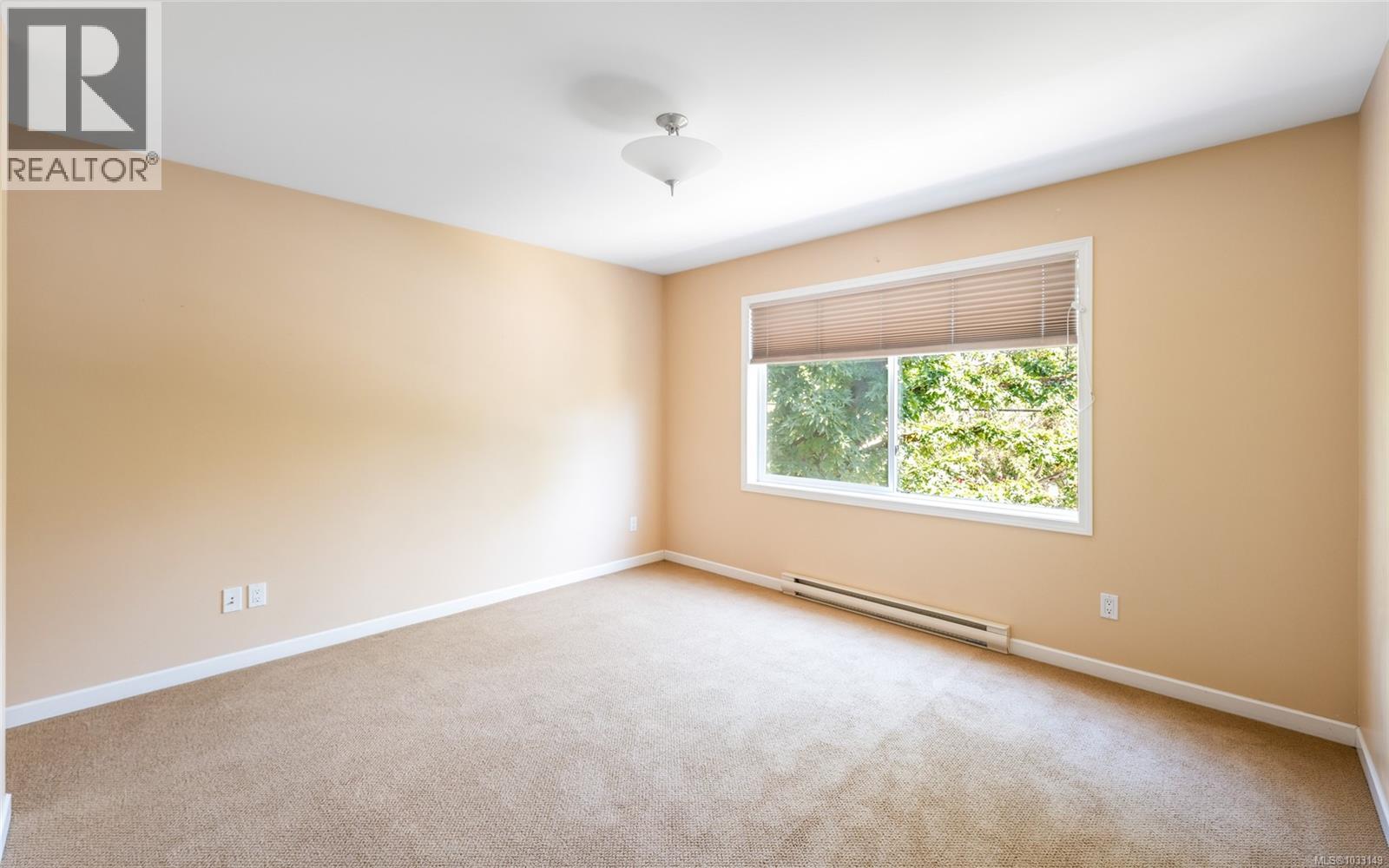 257 Michigan St - 18