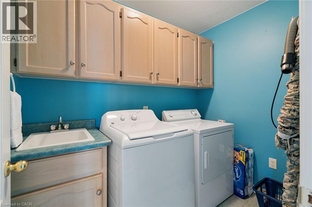#10 85 EDGEWATER Drive - 25