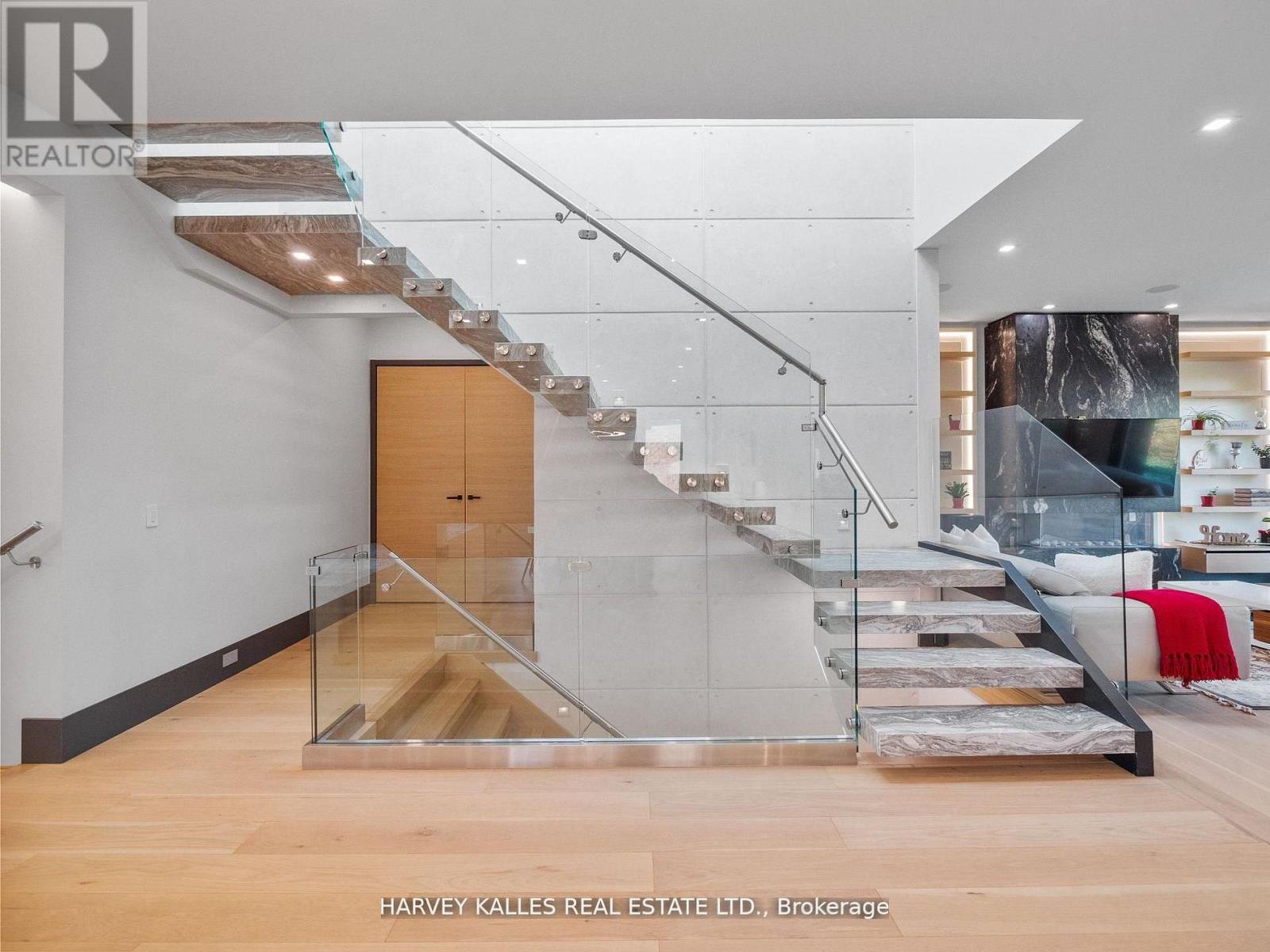 170 BURNDALE AVENUE — photo 19