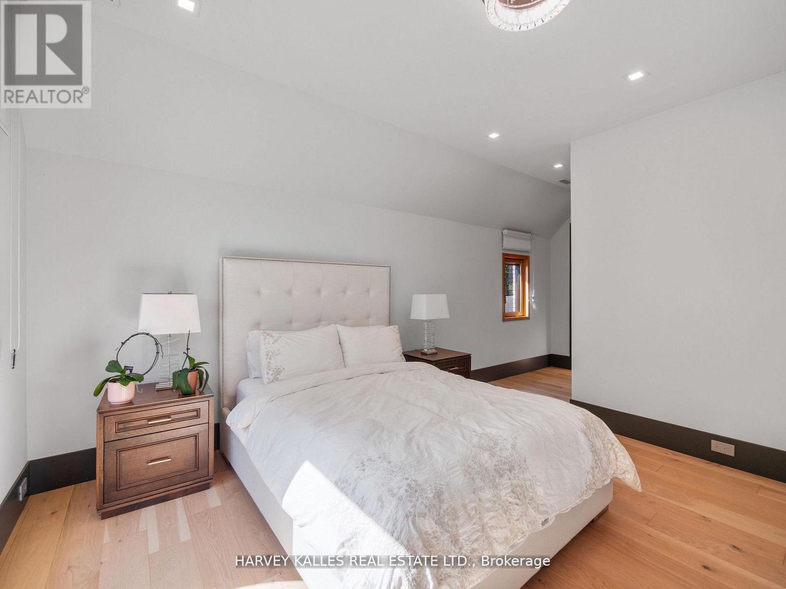 170 BURNDALE AVENUE - 27