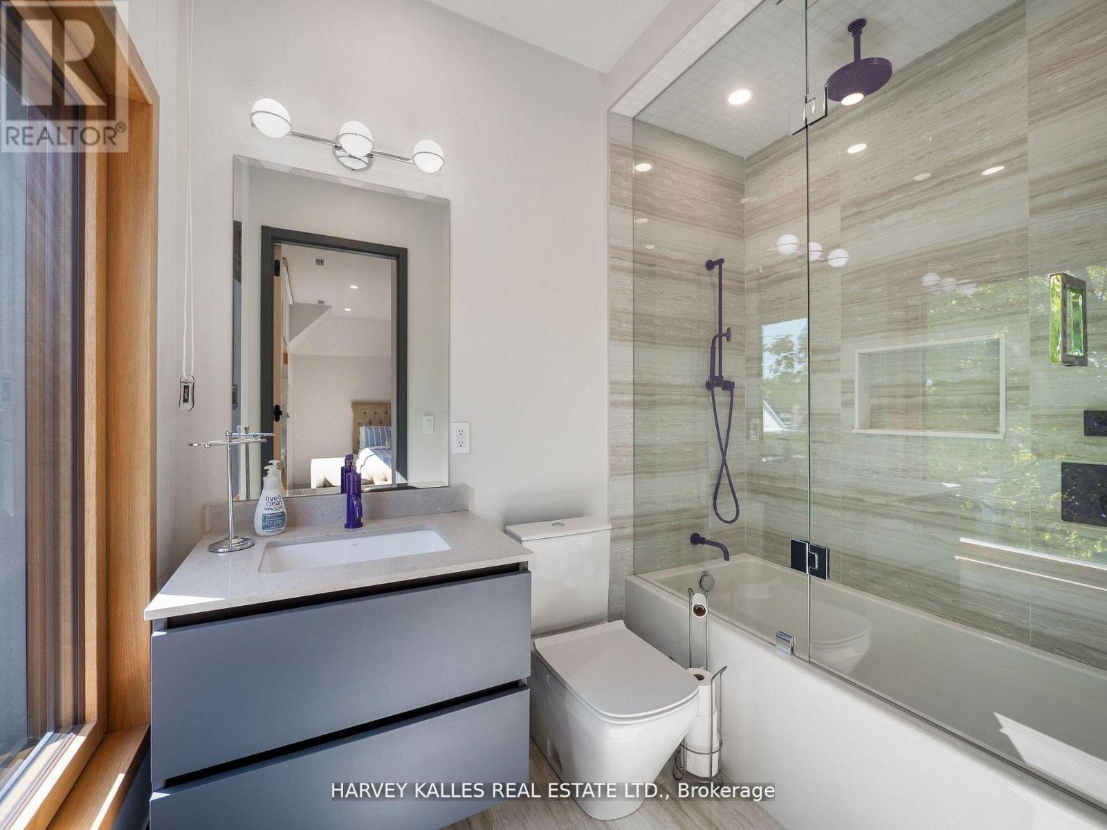 170 BURNDALE AVENUE — photo 32