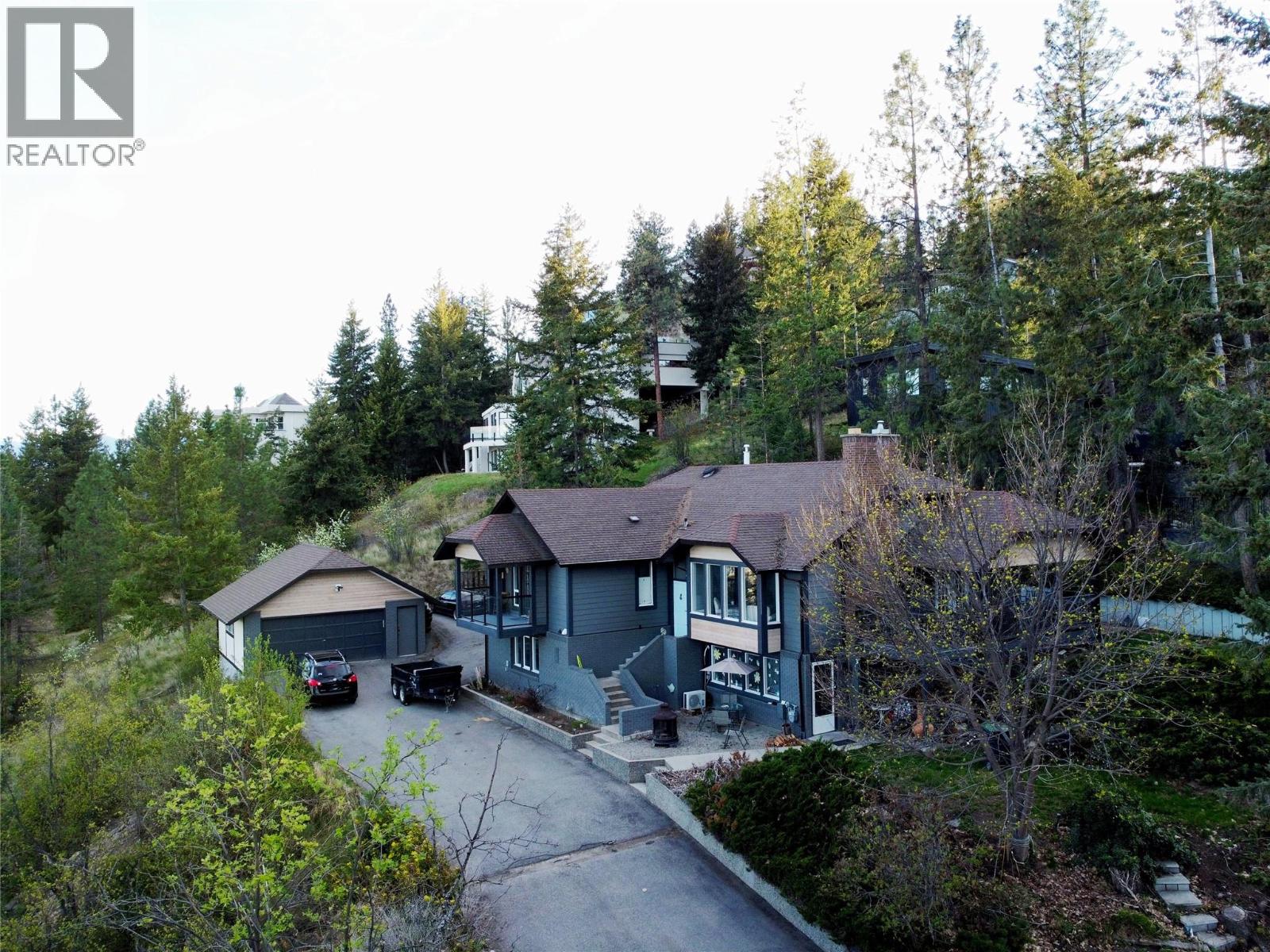  1642 Griffiths Place, West Kelowna