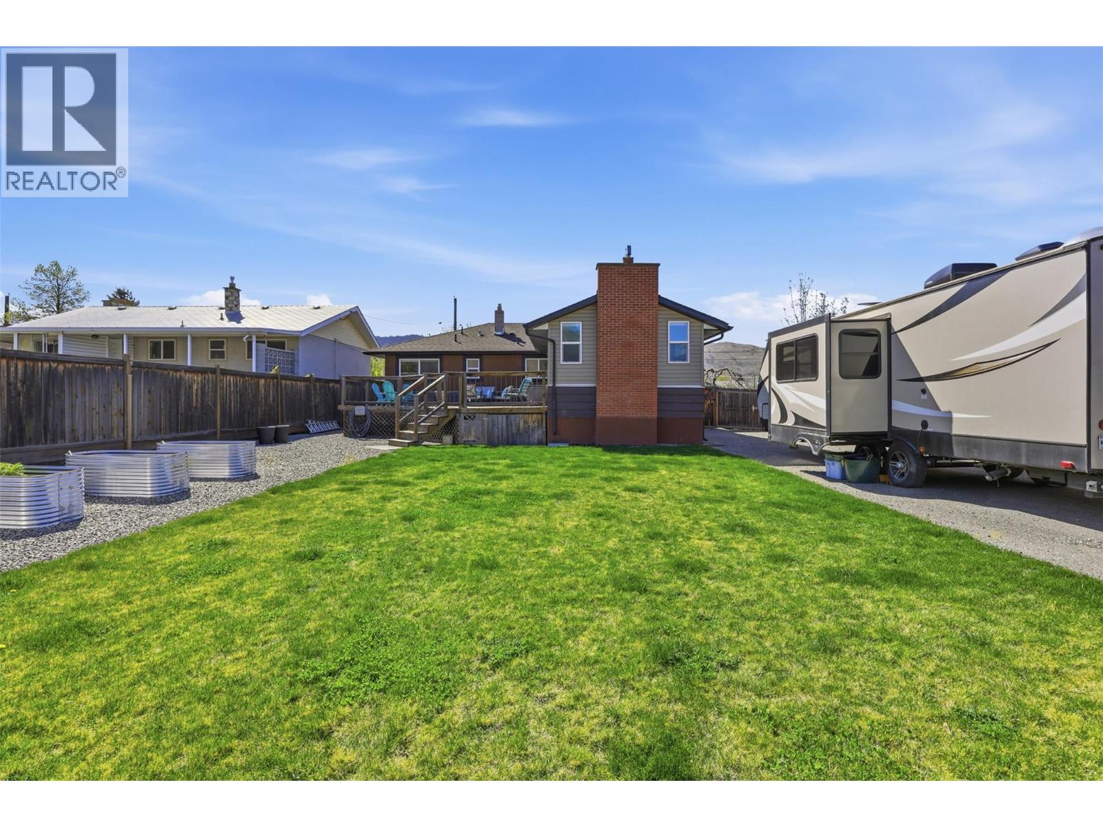 2484 YOUNG Avenue - 51