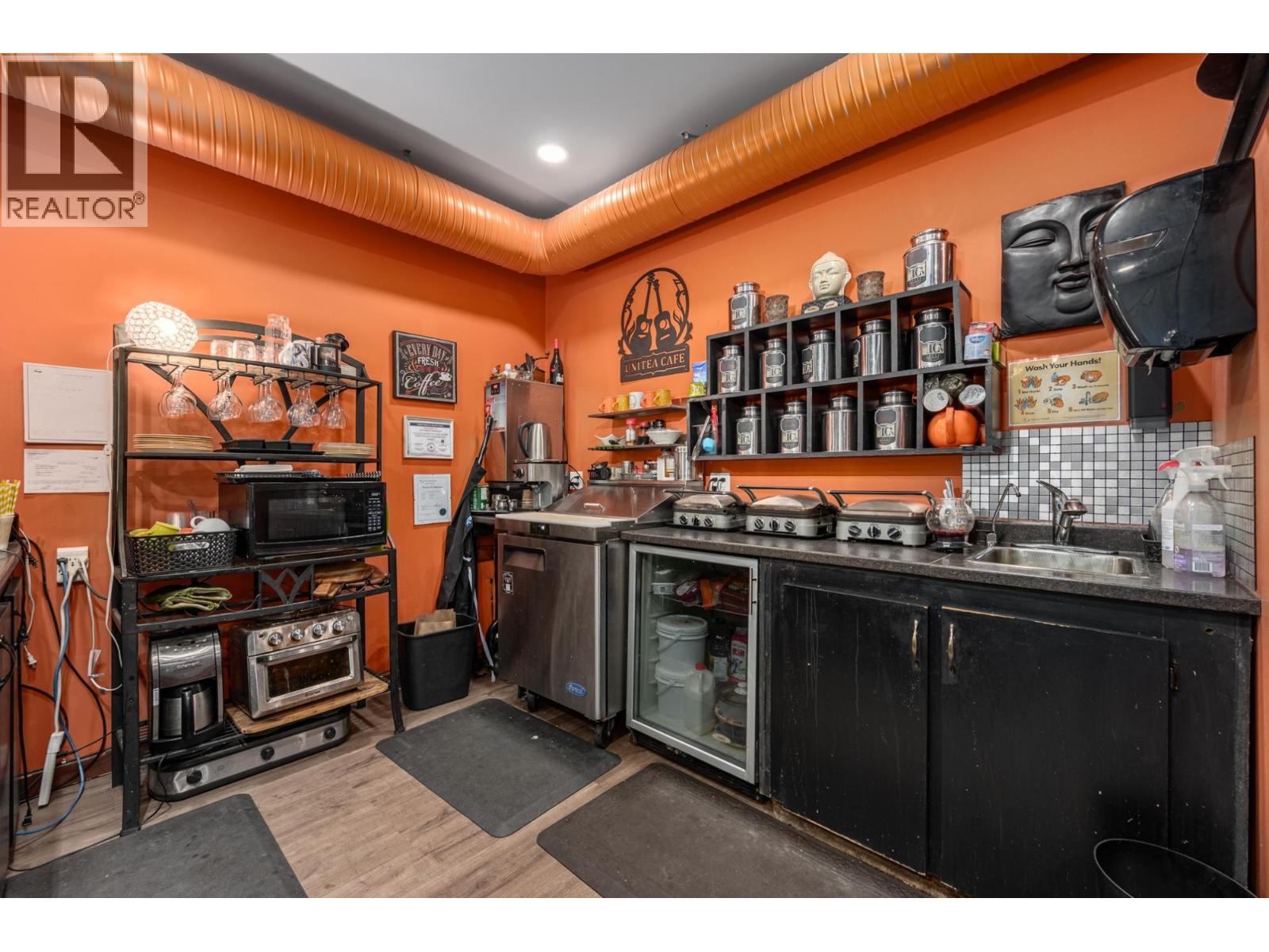 605/607 RAILWAY Avenue - 12