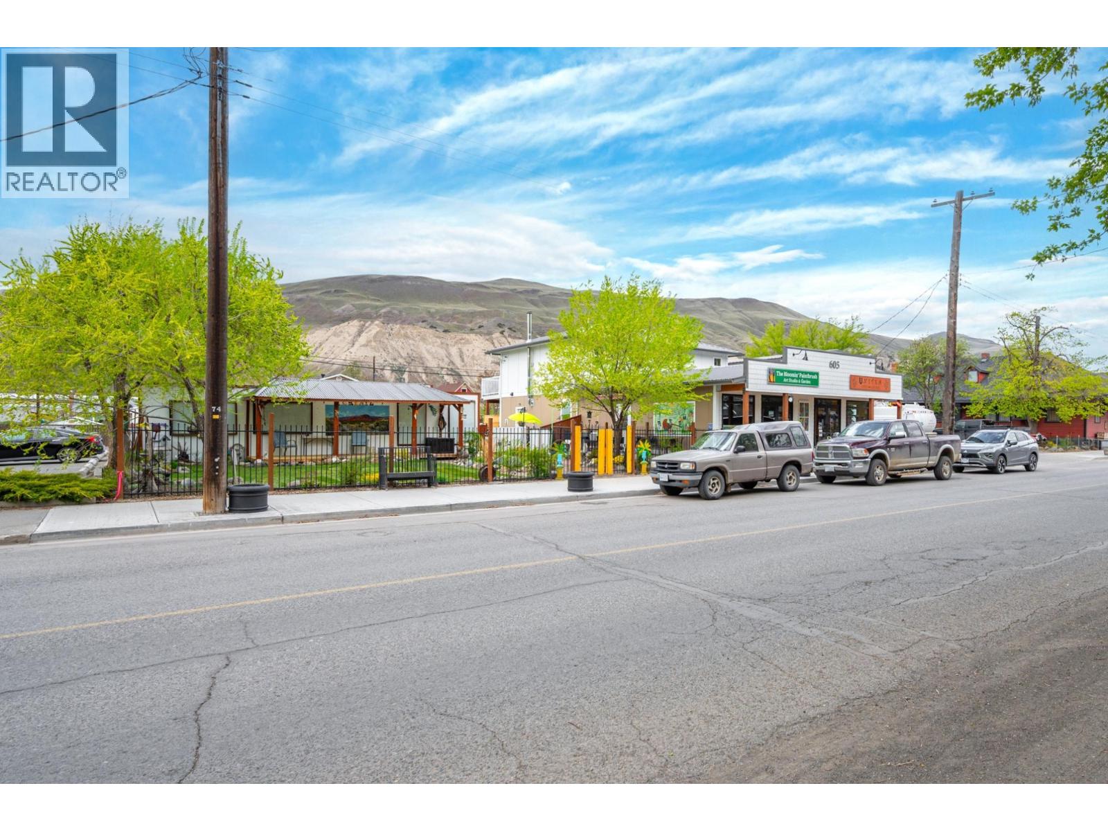 605/607 RAILWAY Avenue - Image 2