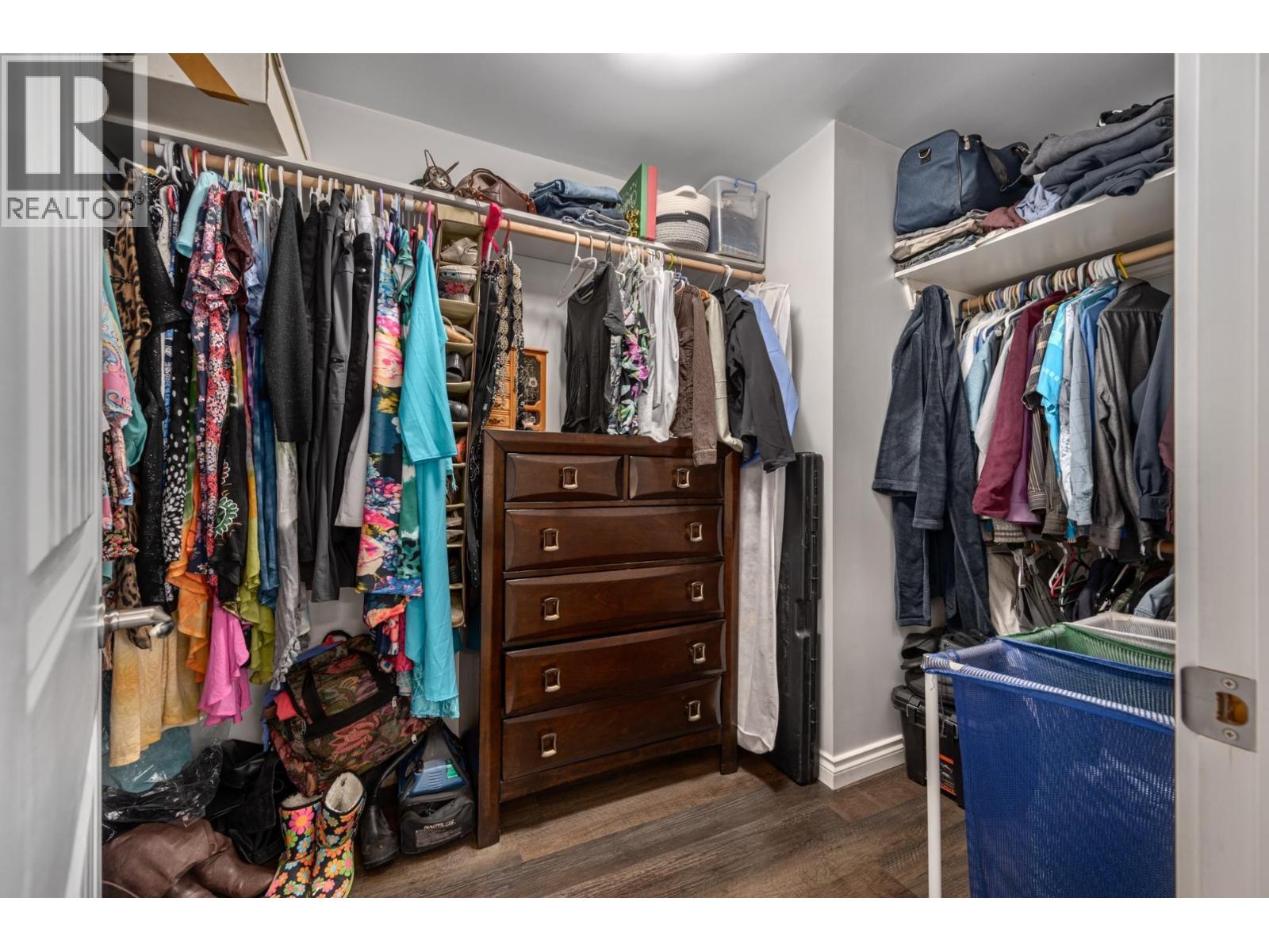 605/607 RAILWAY Avenue - 57