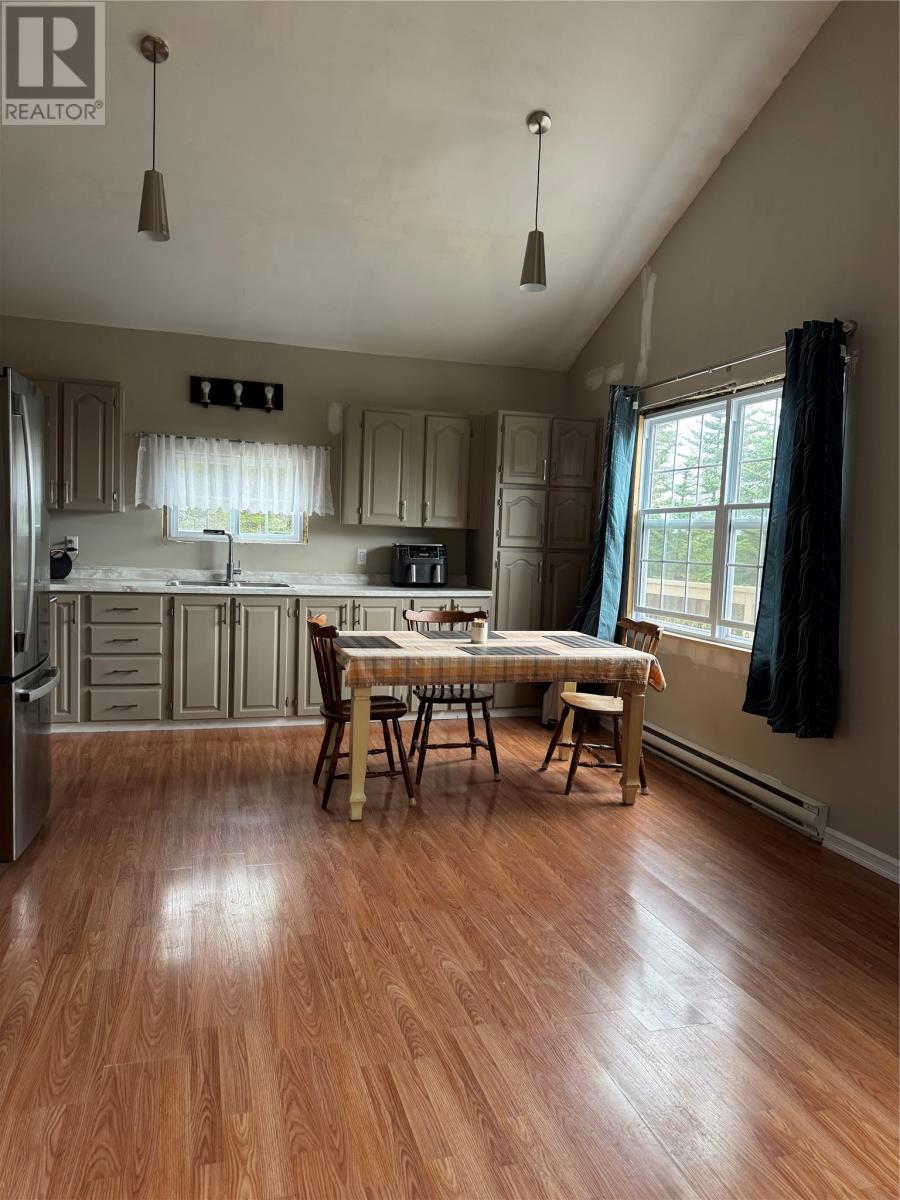 295-307 CEMETRY ROAD - 5