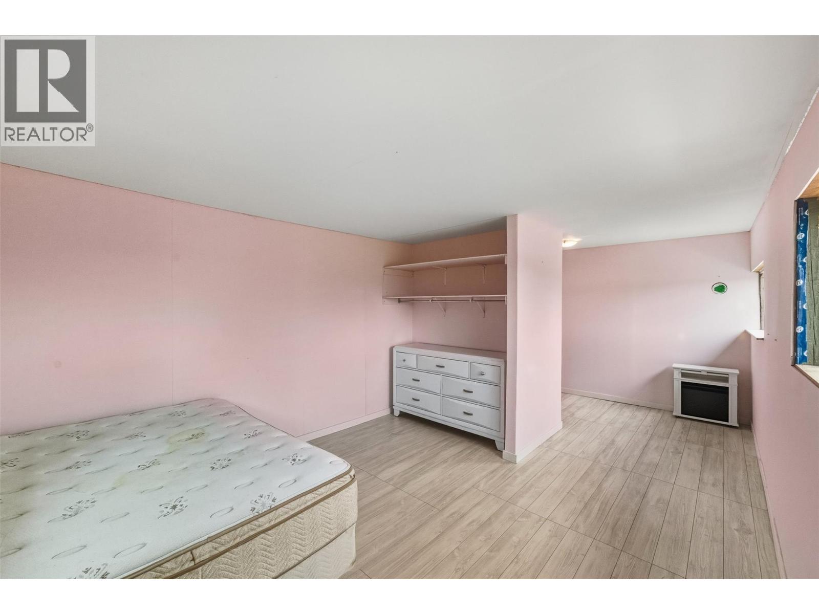 1414 Kelly Road - 38