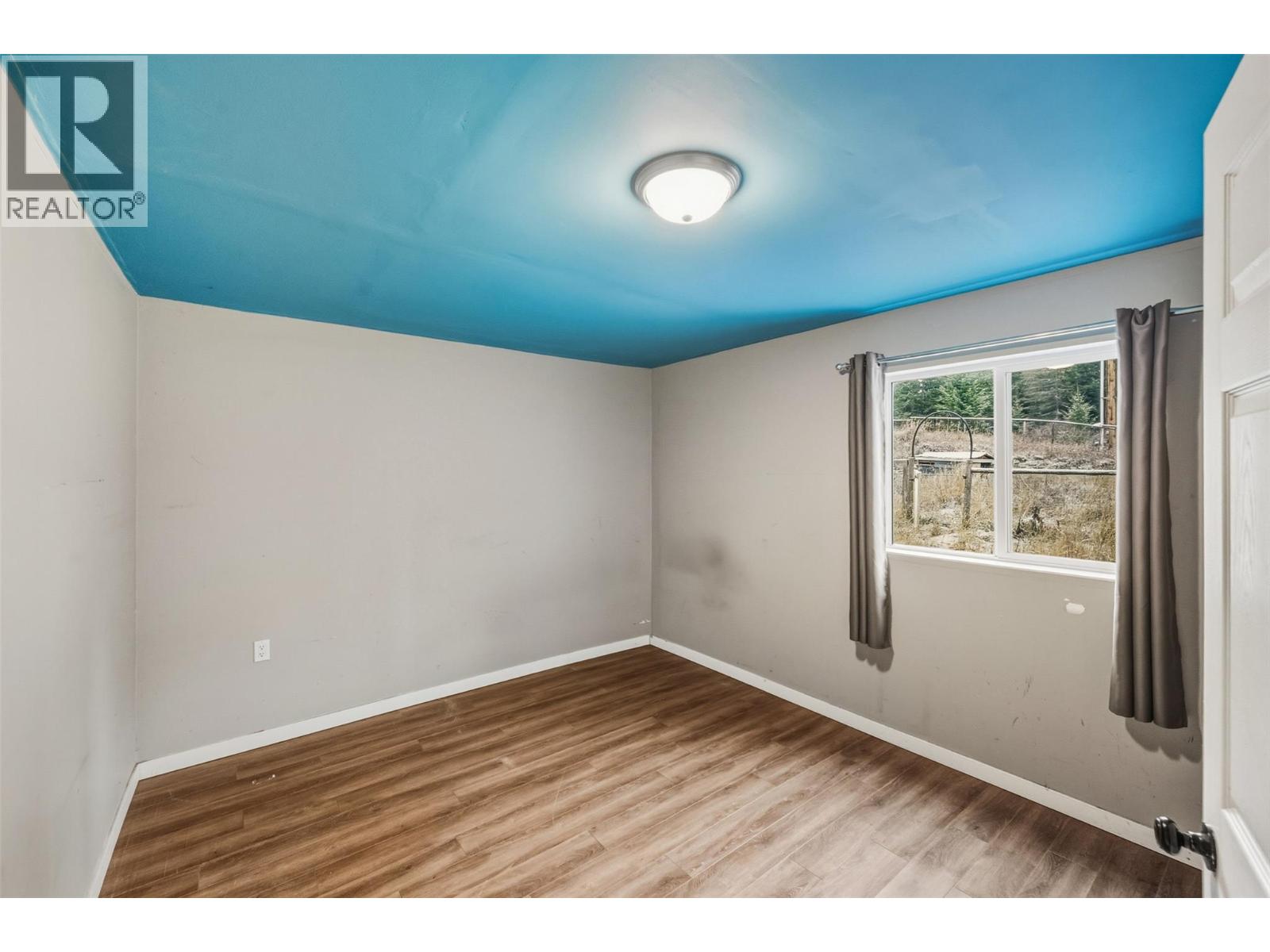 1414 Kelly Road - 31