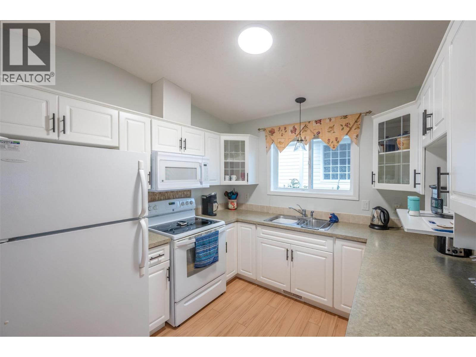 #48 9400 115 Street - 16