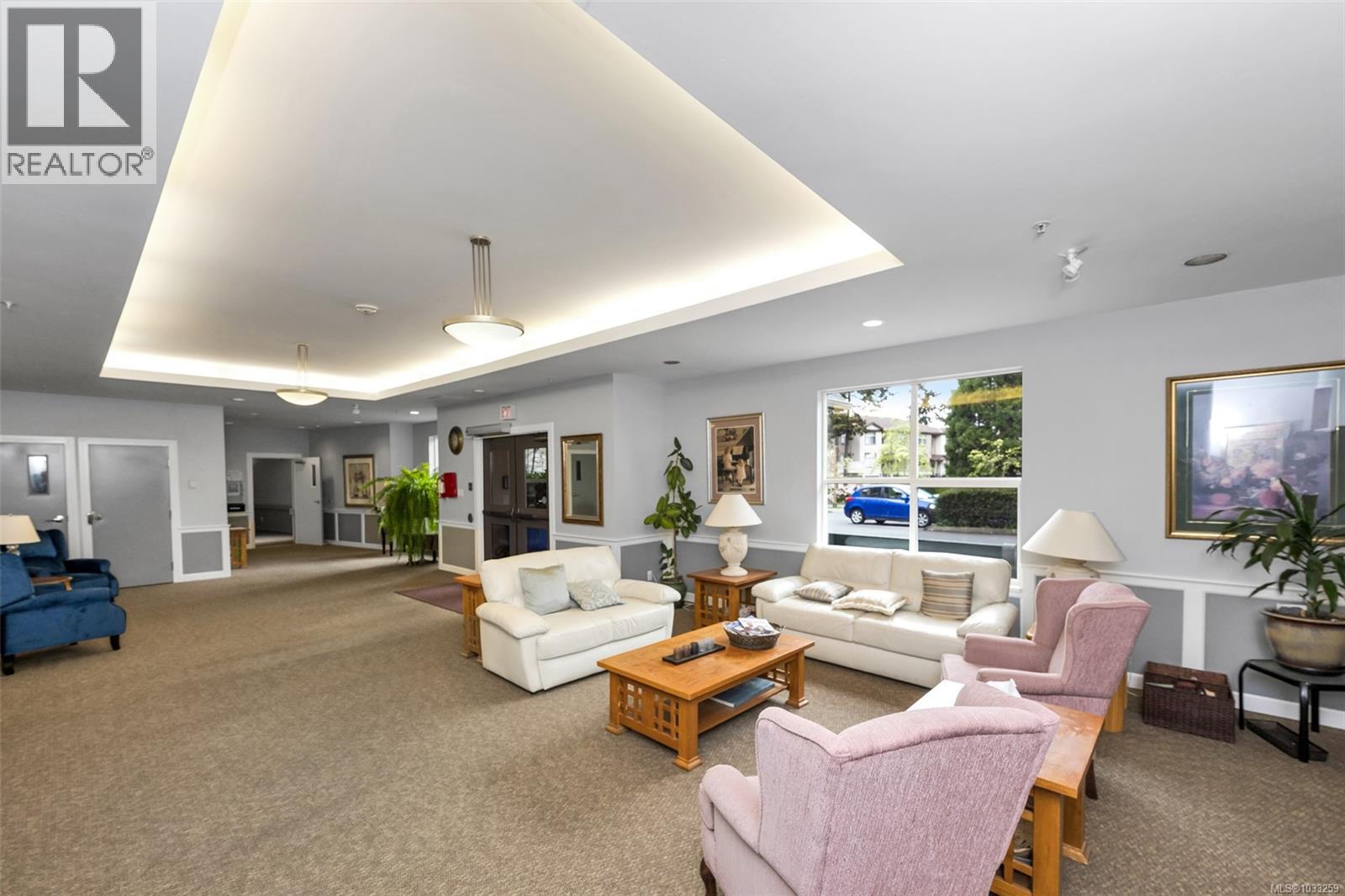 #112 290 Island Hwy - 33