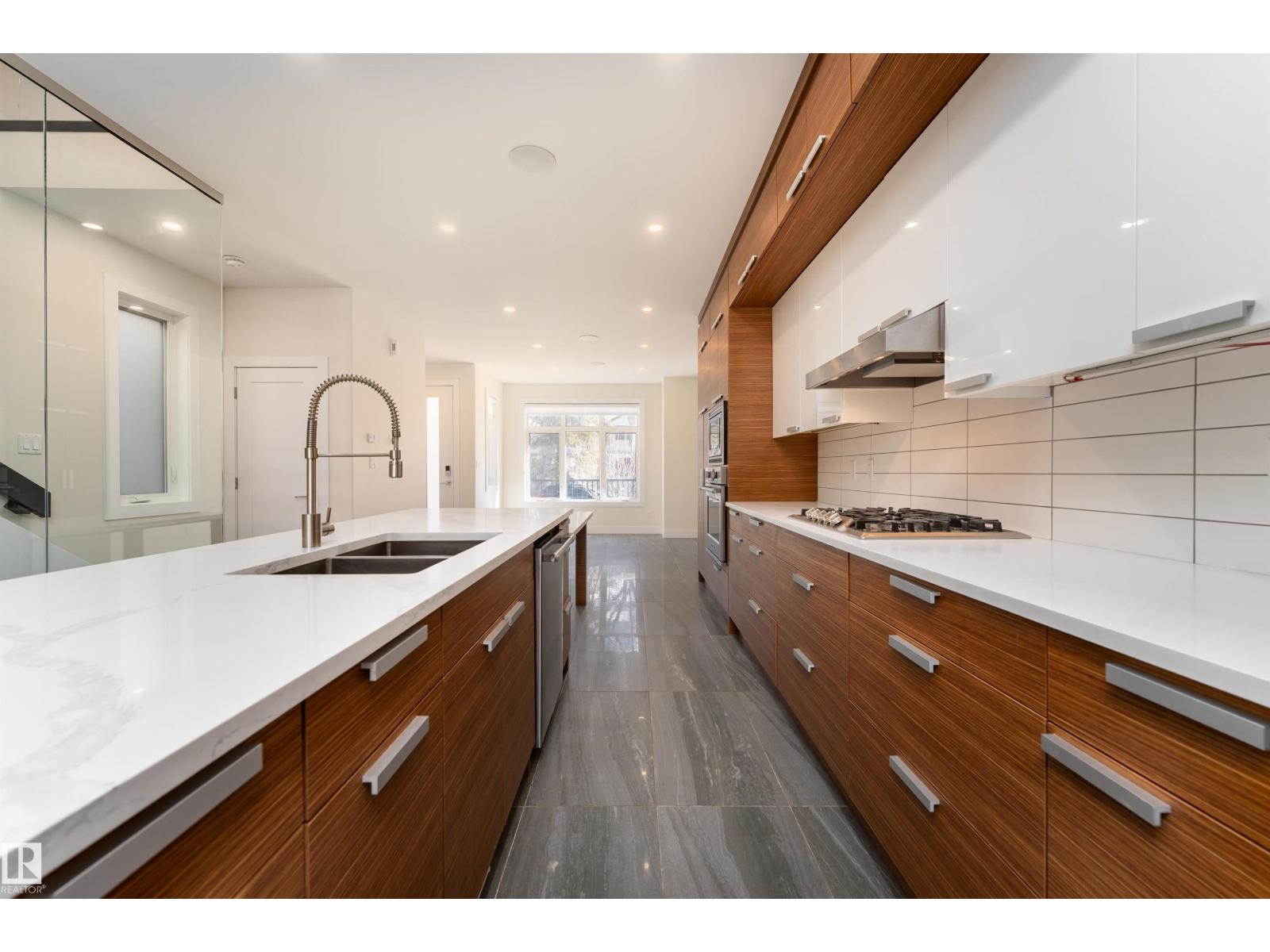 10508 136 ST NW - 10