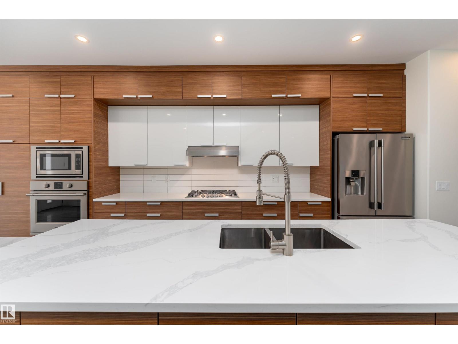 10508 136 ST NW - 11