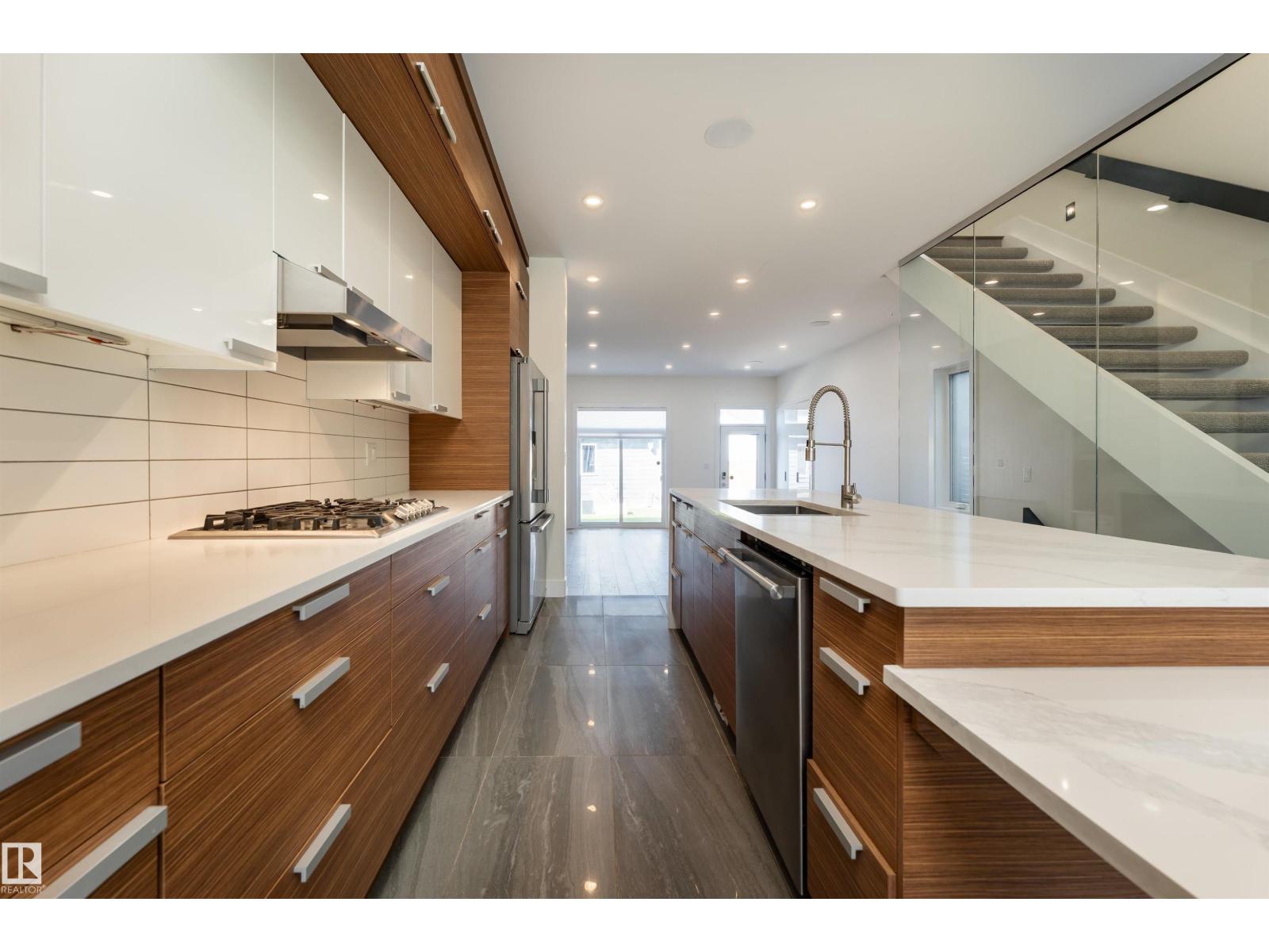 10508 136 ST NW - 12
