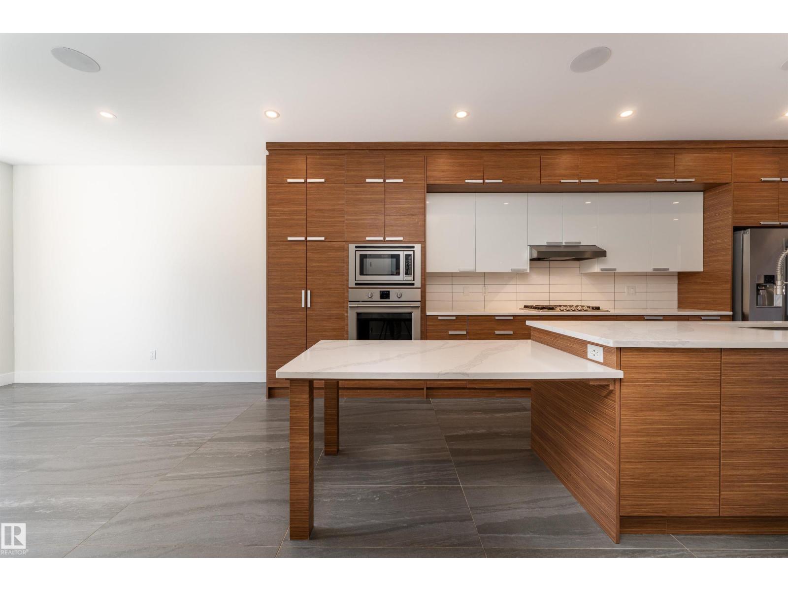 10508 136 ST NW - 13