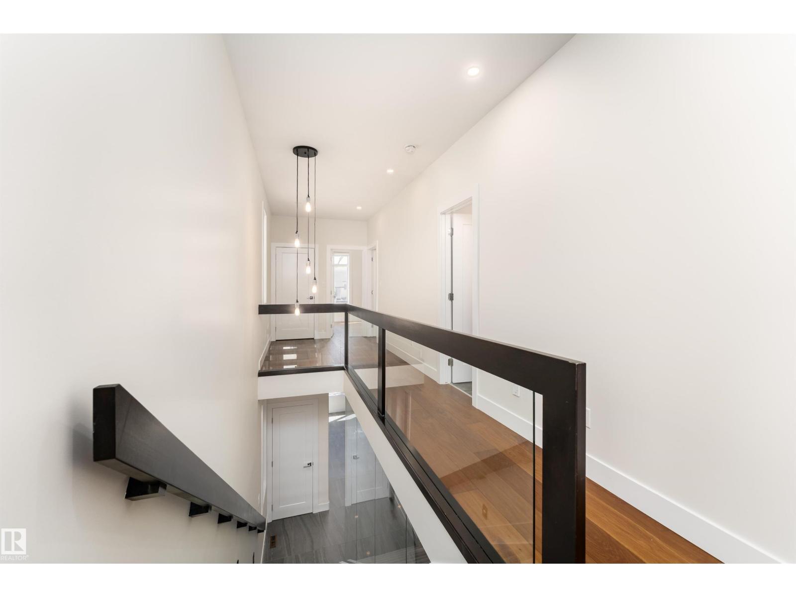 10508 136 ST NW - 20