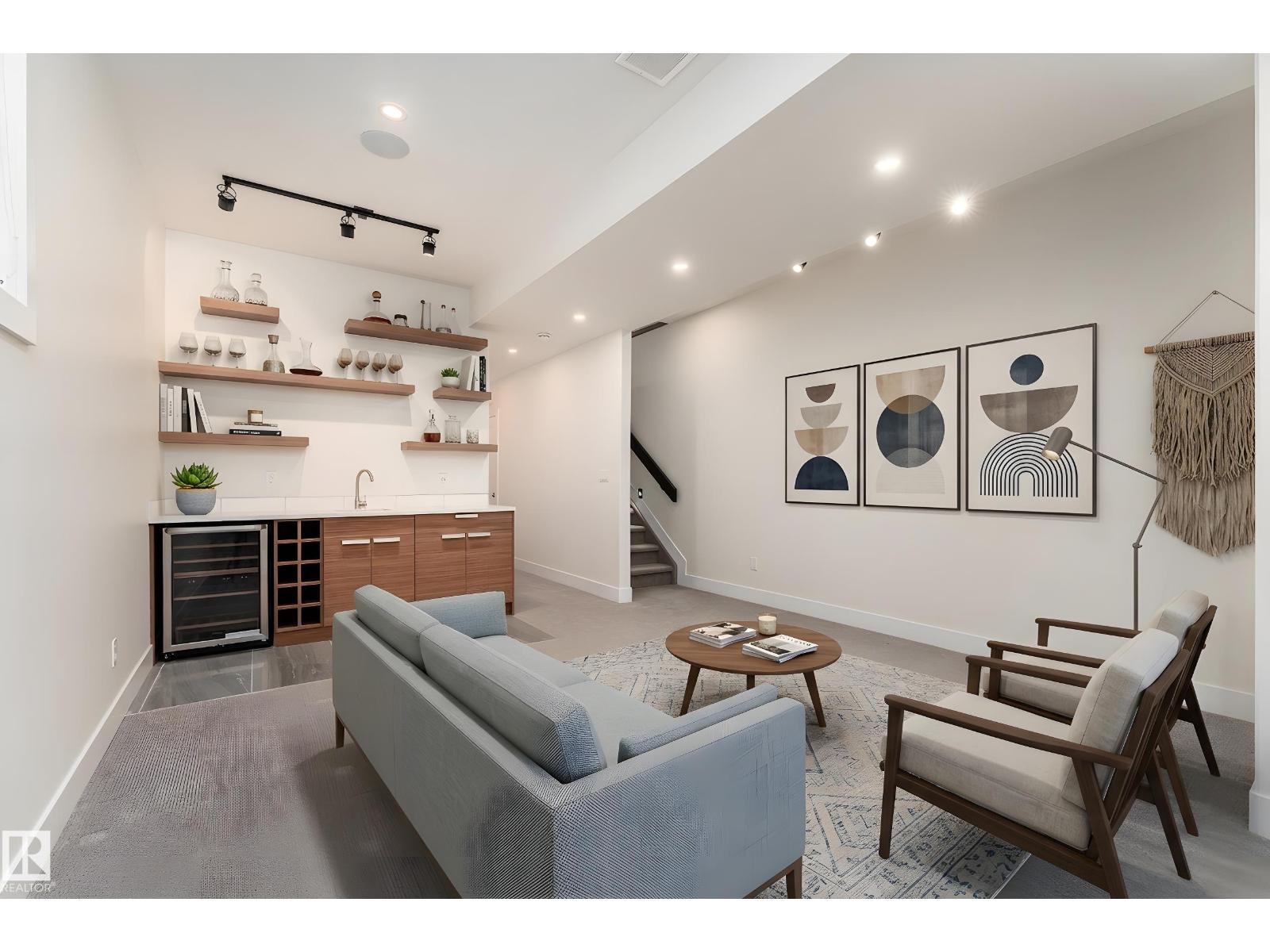 10508 136 ST NW - 47