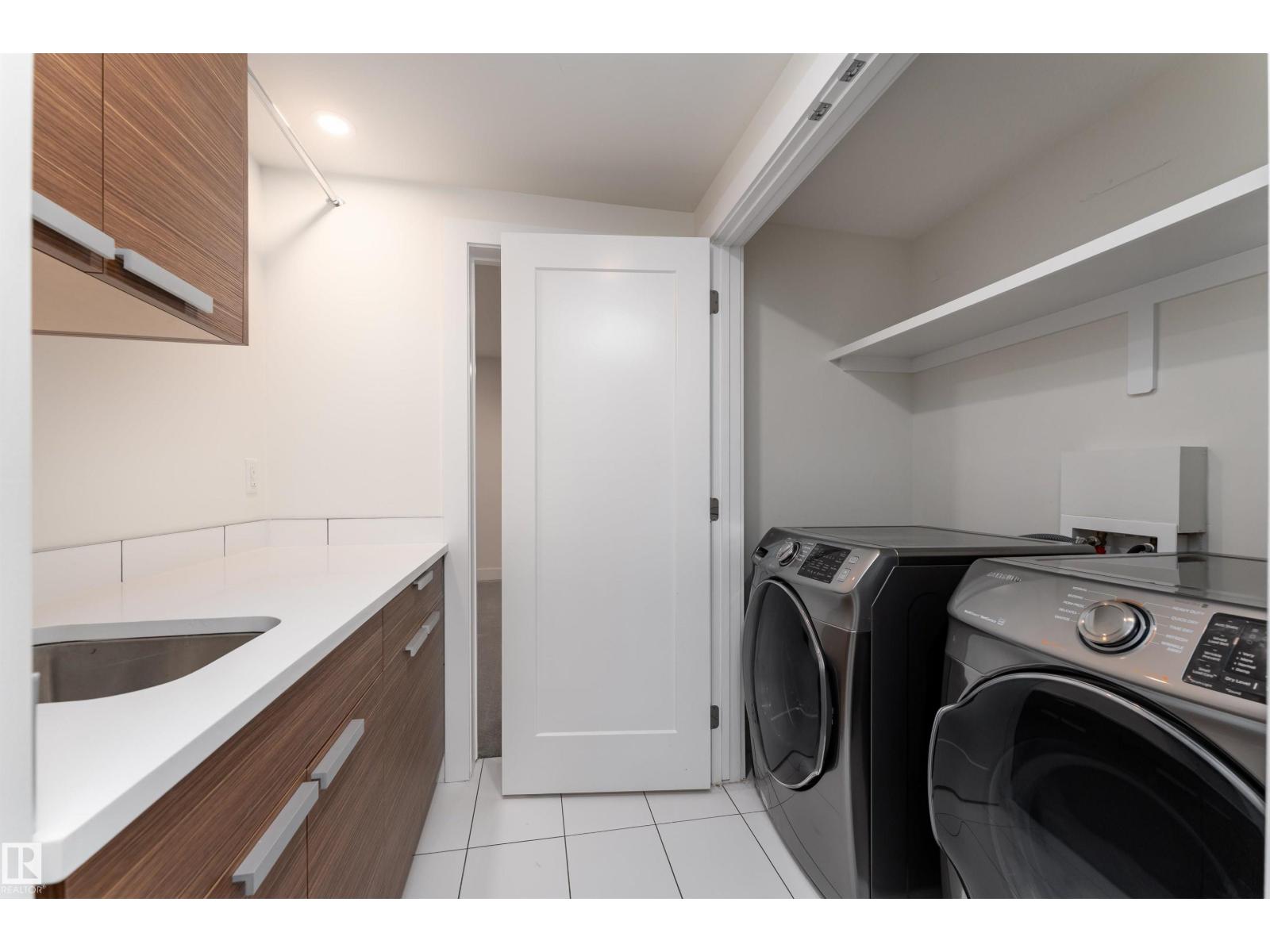 10508 136 ST NW - 49